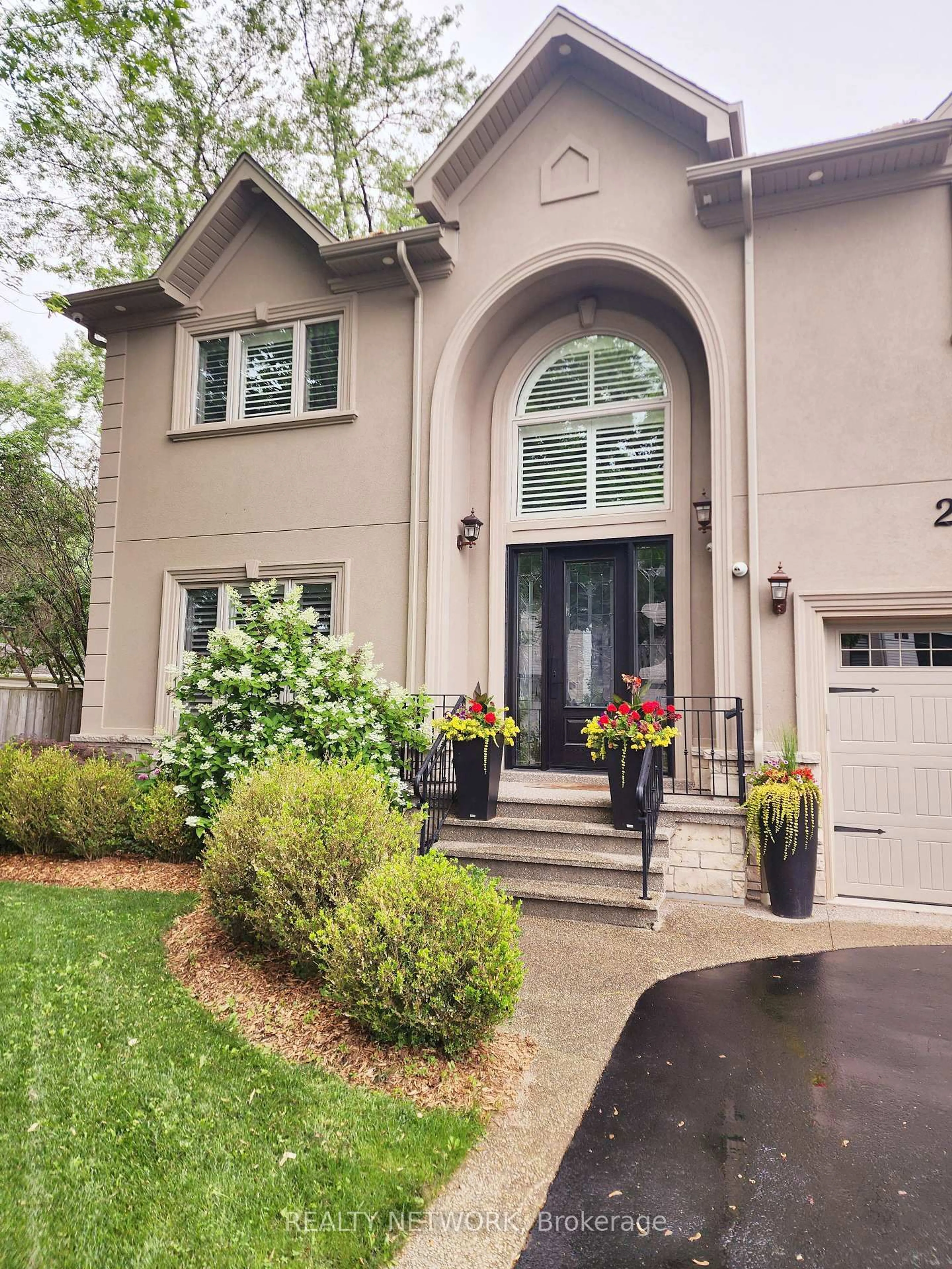 Home with brick exterior material, street for 2293 Sovereign St, Oakville Ontario L6L 1L5