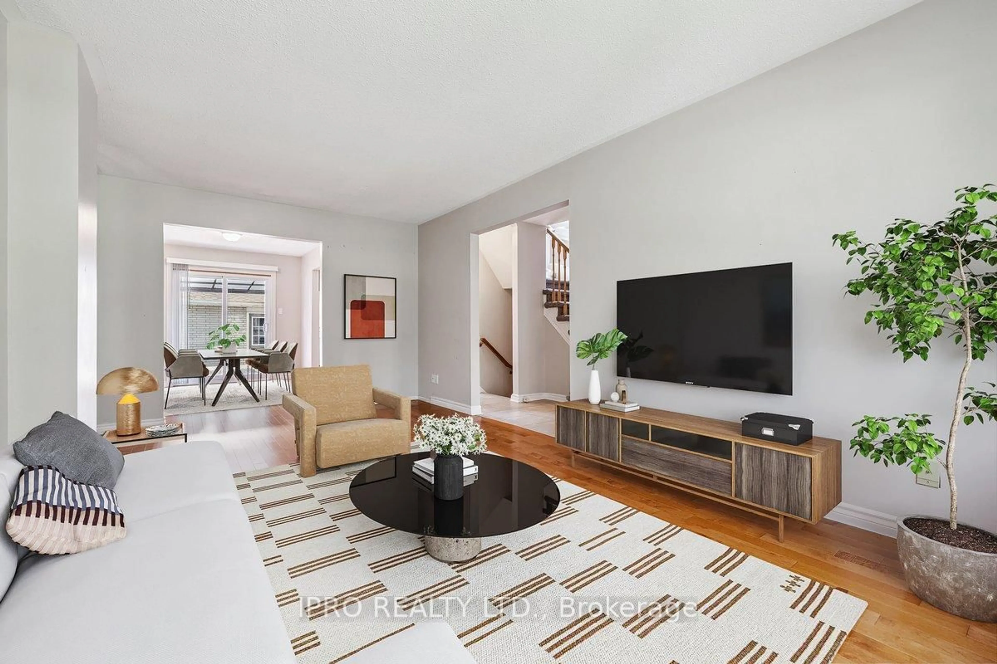 Living room with furniture, unknown for 2258 Upper Middle Rd #1, Burlington Ontario L7P 2Z9