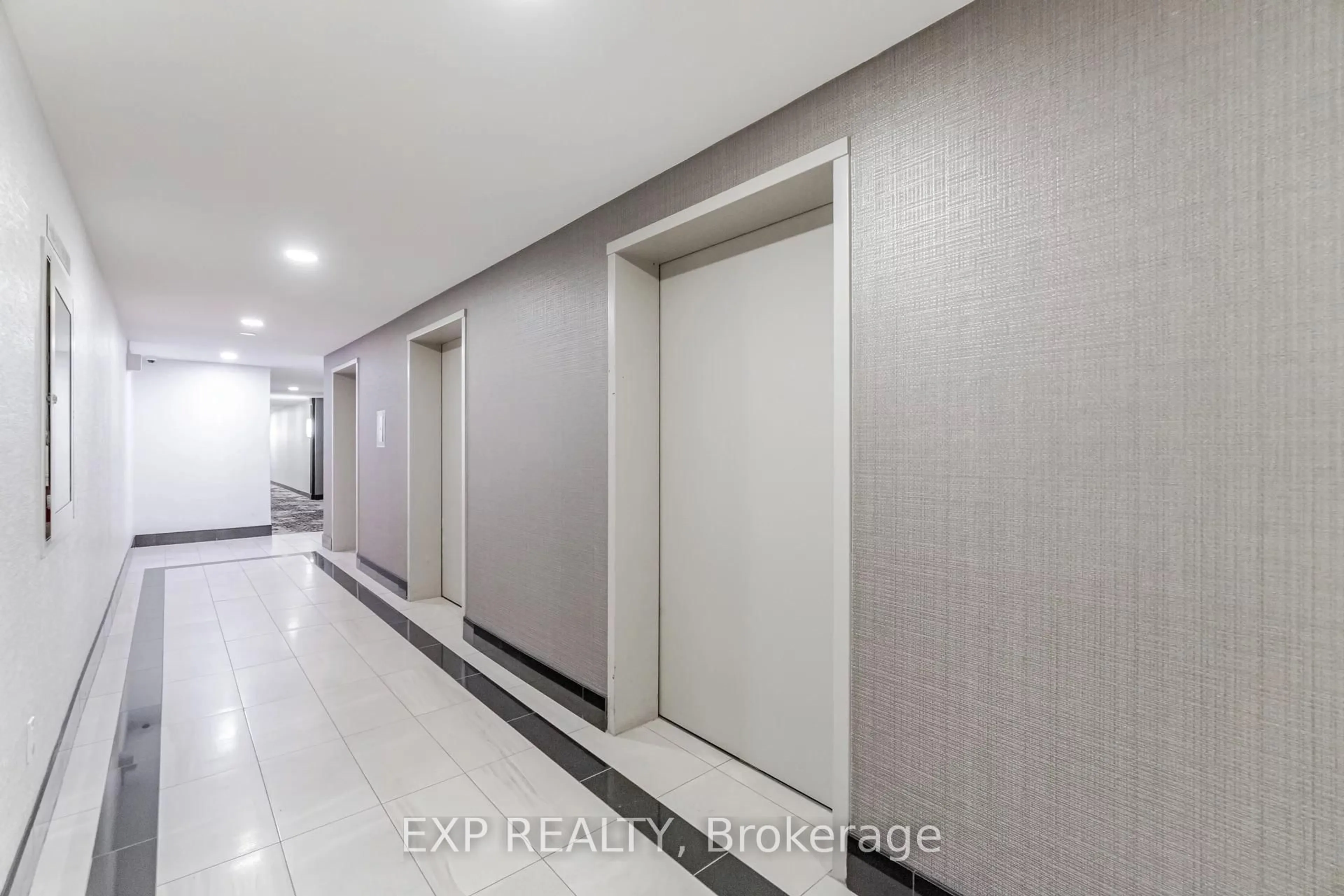 Indoor foyer for 511 The West Mall #508, Toronto Ontario M9C 1G5