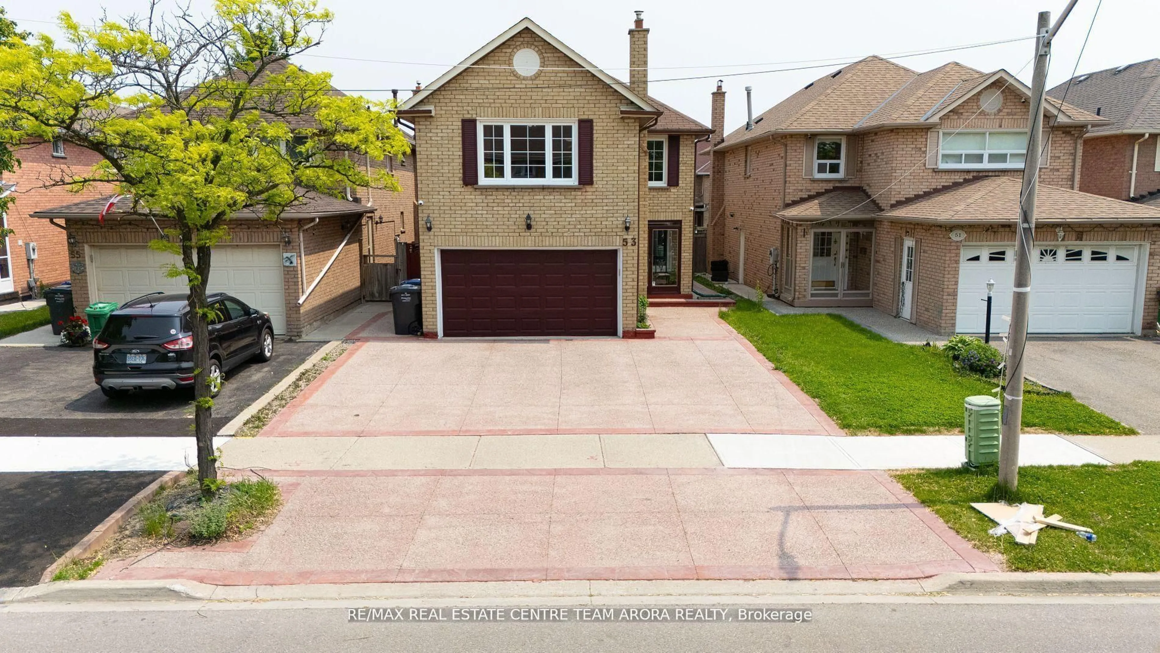 Home with brick exterior material, street for 53 Cheviot Cres, Brampton Ontario L6Z 4G8