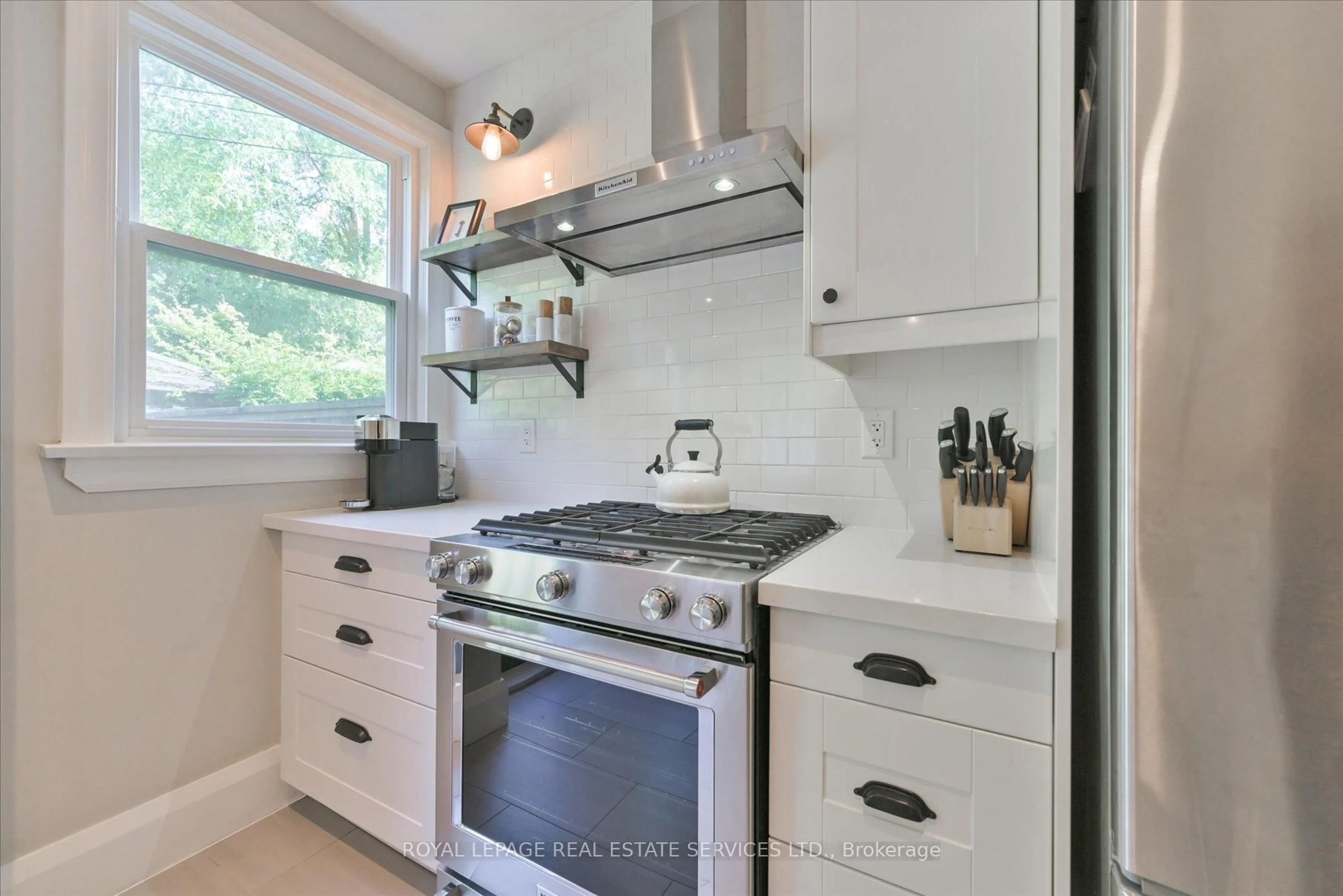 Unknown for 86 Ardagh St, Toronto Ontario M6S 1Y5