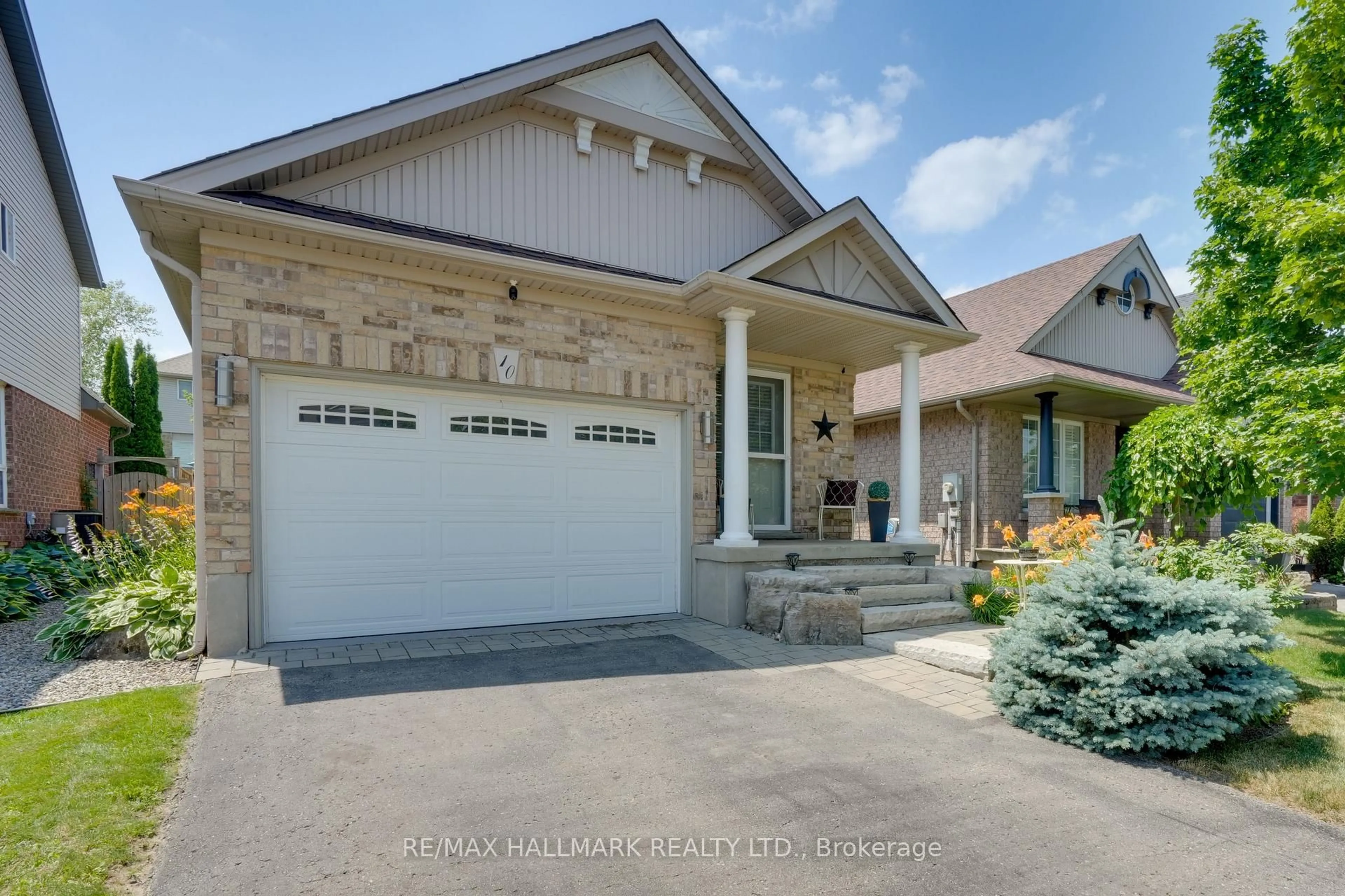 Home with brick exterior material, street for 10 Cameron Crt, Orangeville Ontario L9W 5G8