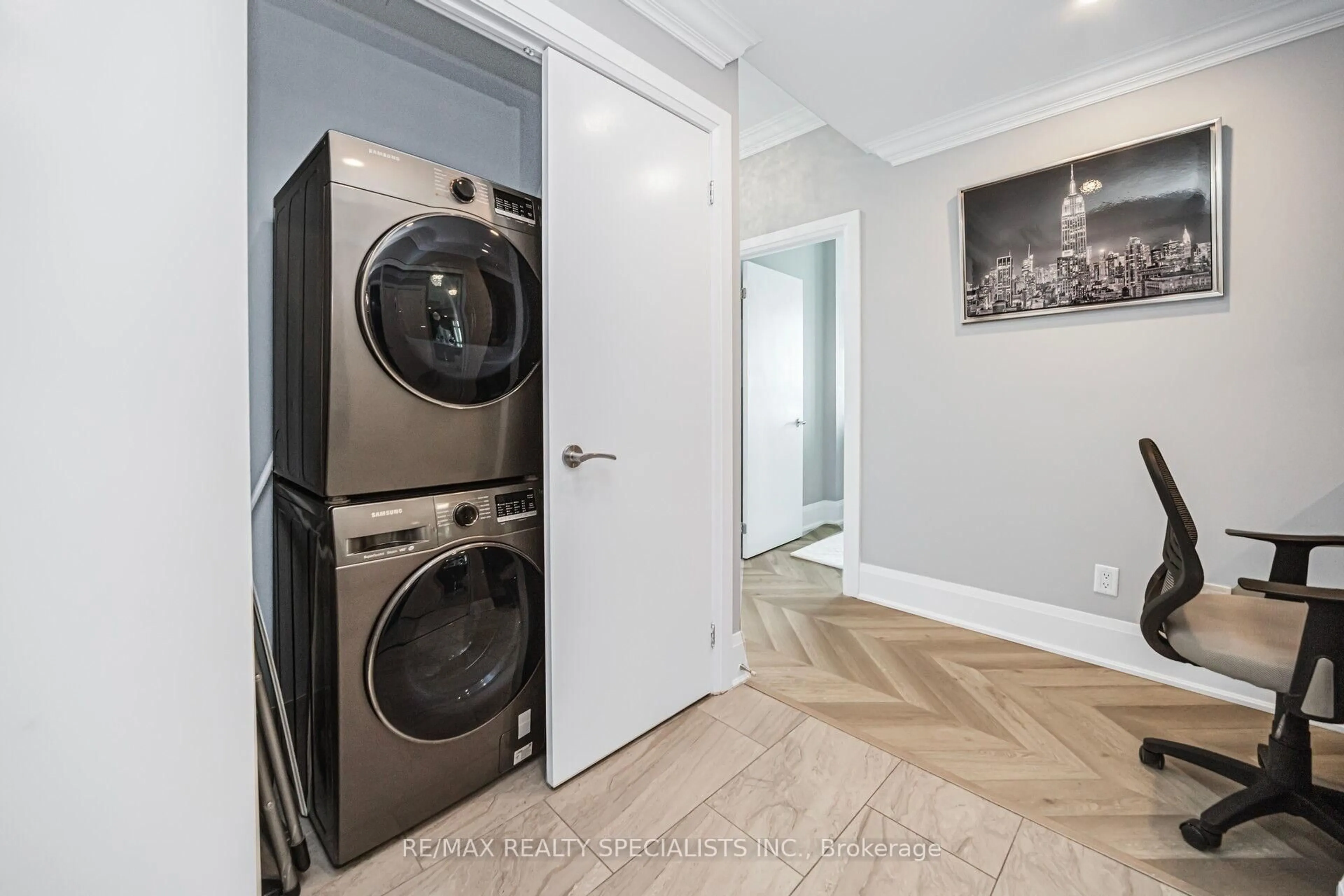 Laundry room for 45 Yorkland Blvd #708, Brampton Ontario L6P 4B4