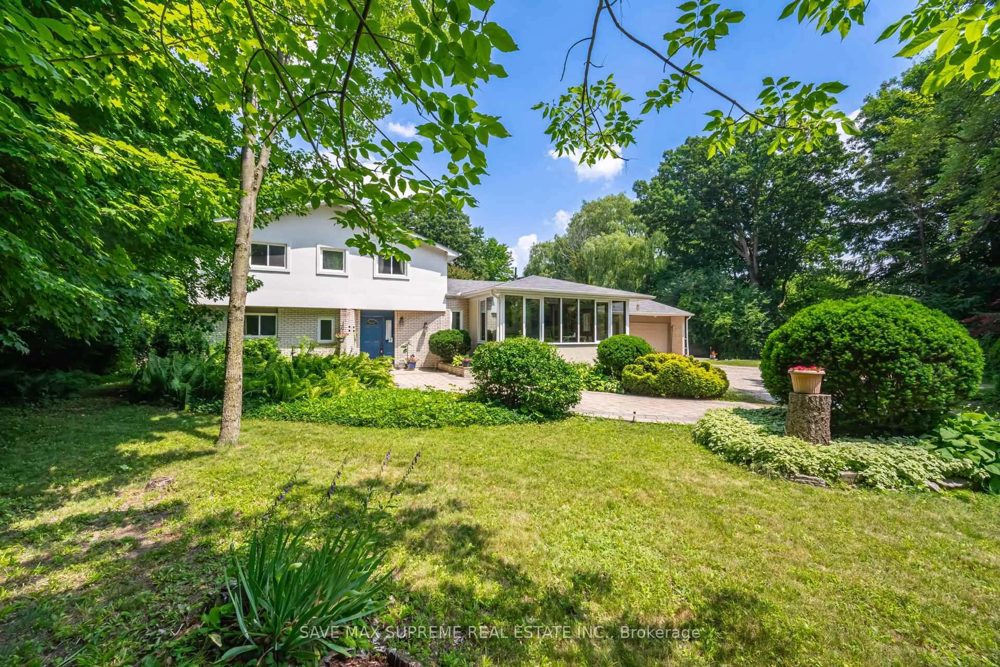 A pic from outside/outdoor area/front of a property/back of a property/a pic from drone, street for 14411 Innis Lake Rd, Caledon Ontario L0N 1E0