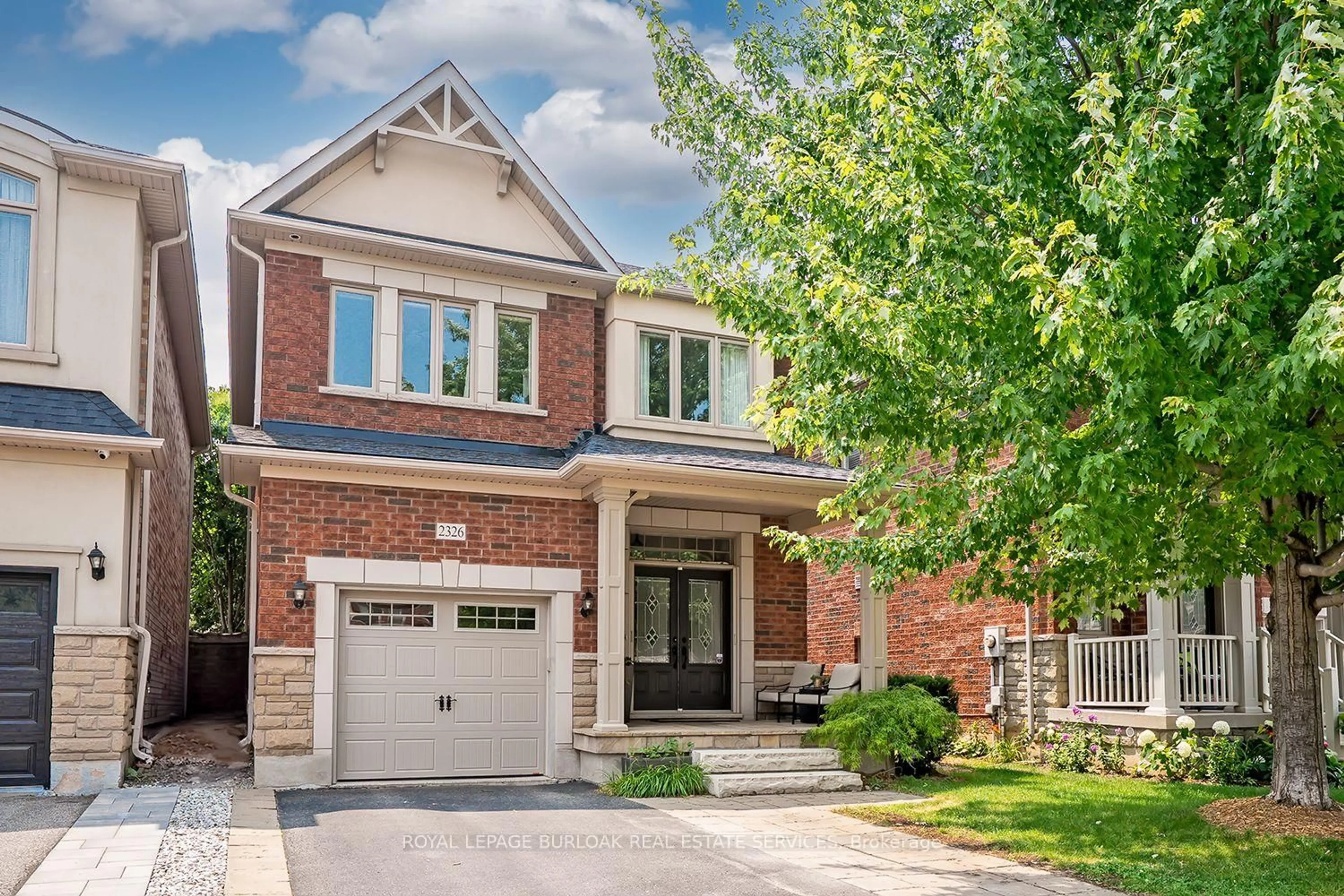 Home with brick exterior material, street for 2326 Kwinter Rd, Oakville Ontario L6M 0H3