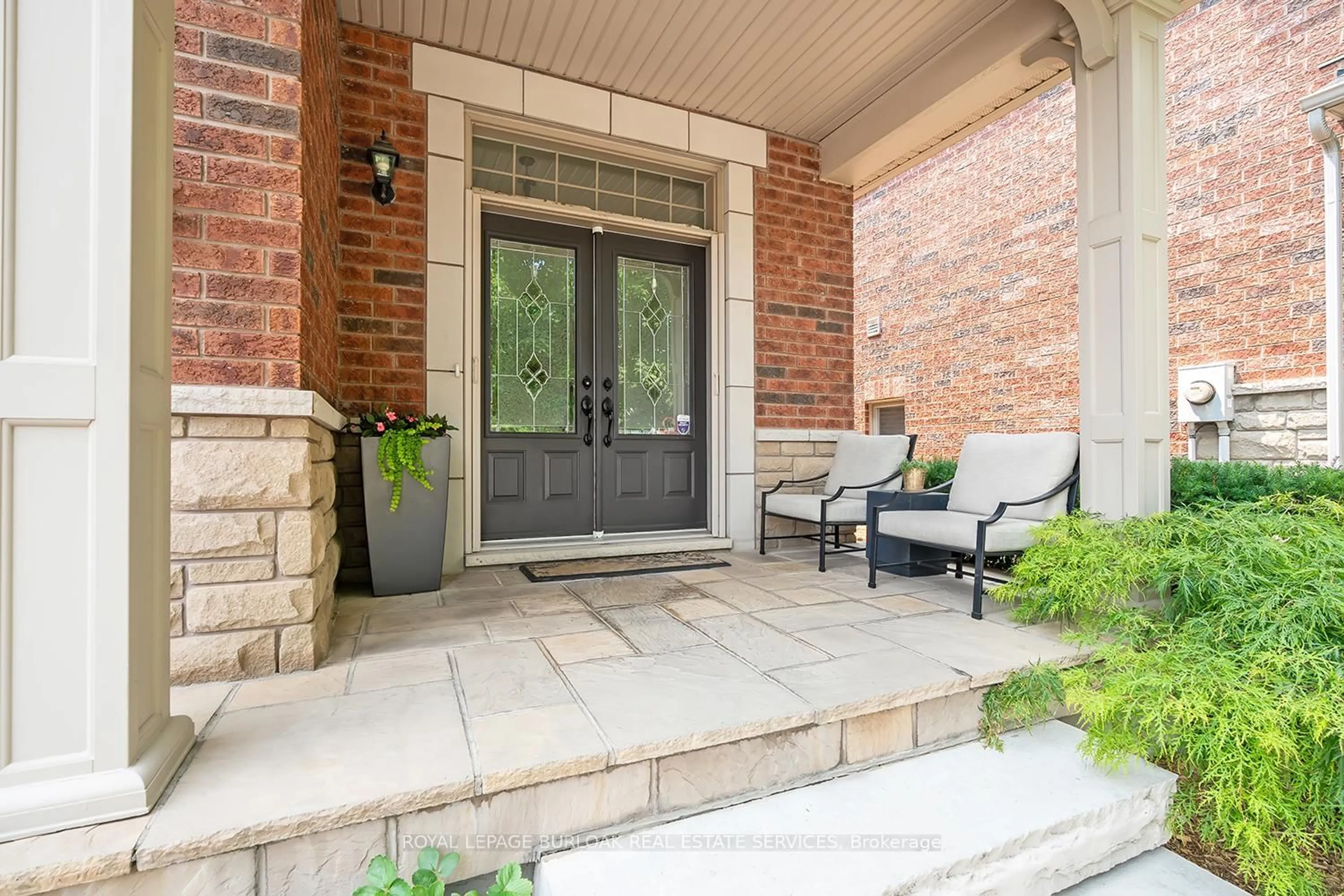 Unknown for 2326 Kwinter Rd, Oakville Ontario L6M 0H3