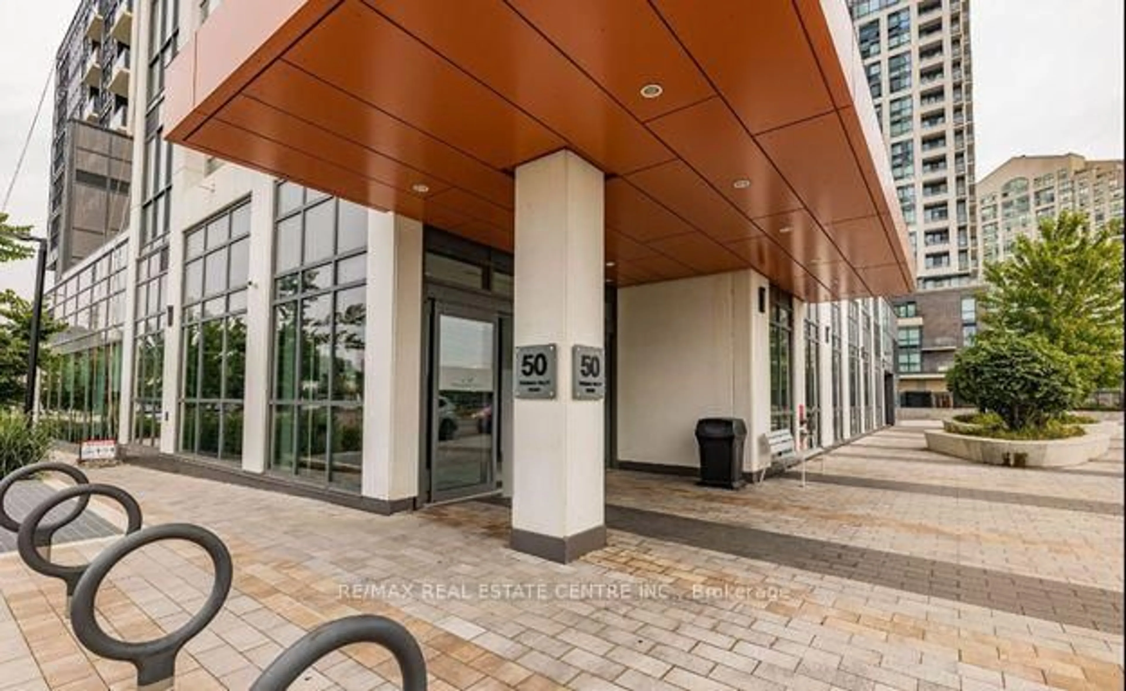 Indoor foyer for 50 Thomas Riley Rd #2303, Toronto Ontario M9B 0C5