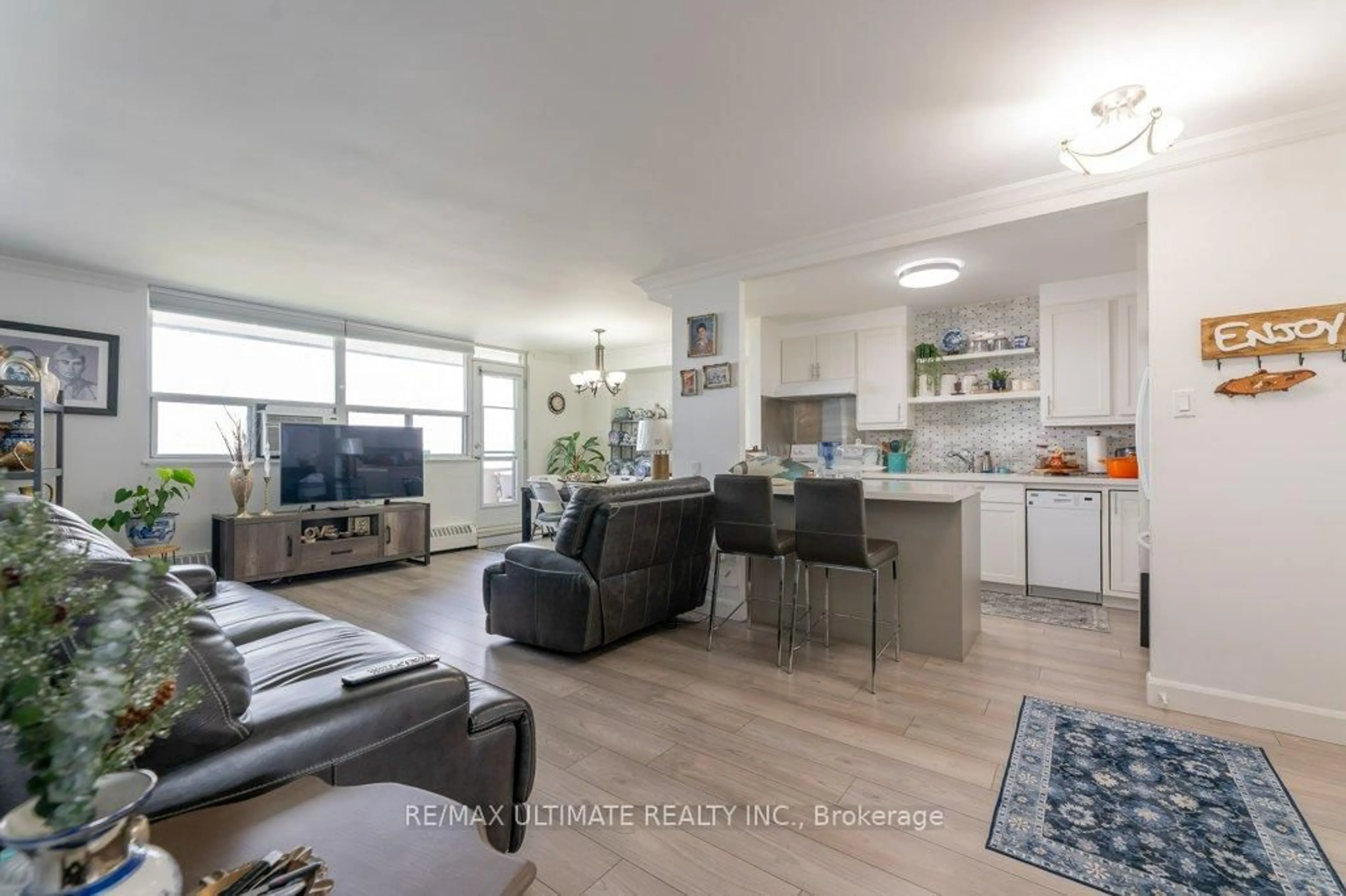 Open concept kitchen, unknown for 541 Blackthorn Ave #1202, Toronto Ontario M6M 5A6