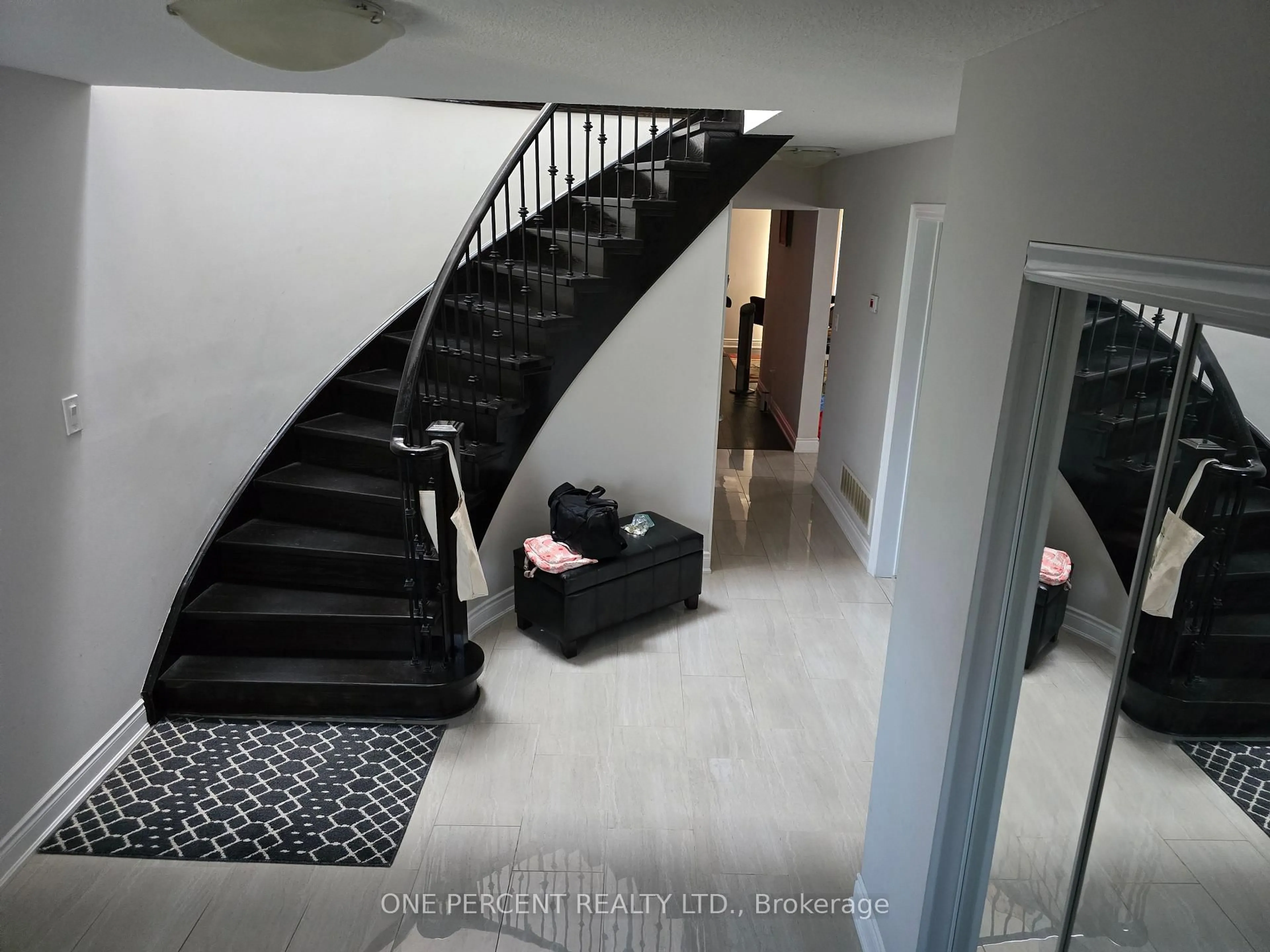 Unknown for 52 Timberlane Dr, Brampton Ontario L6Y 4B6