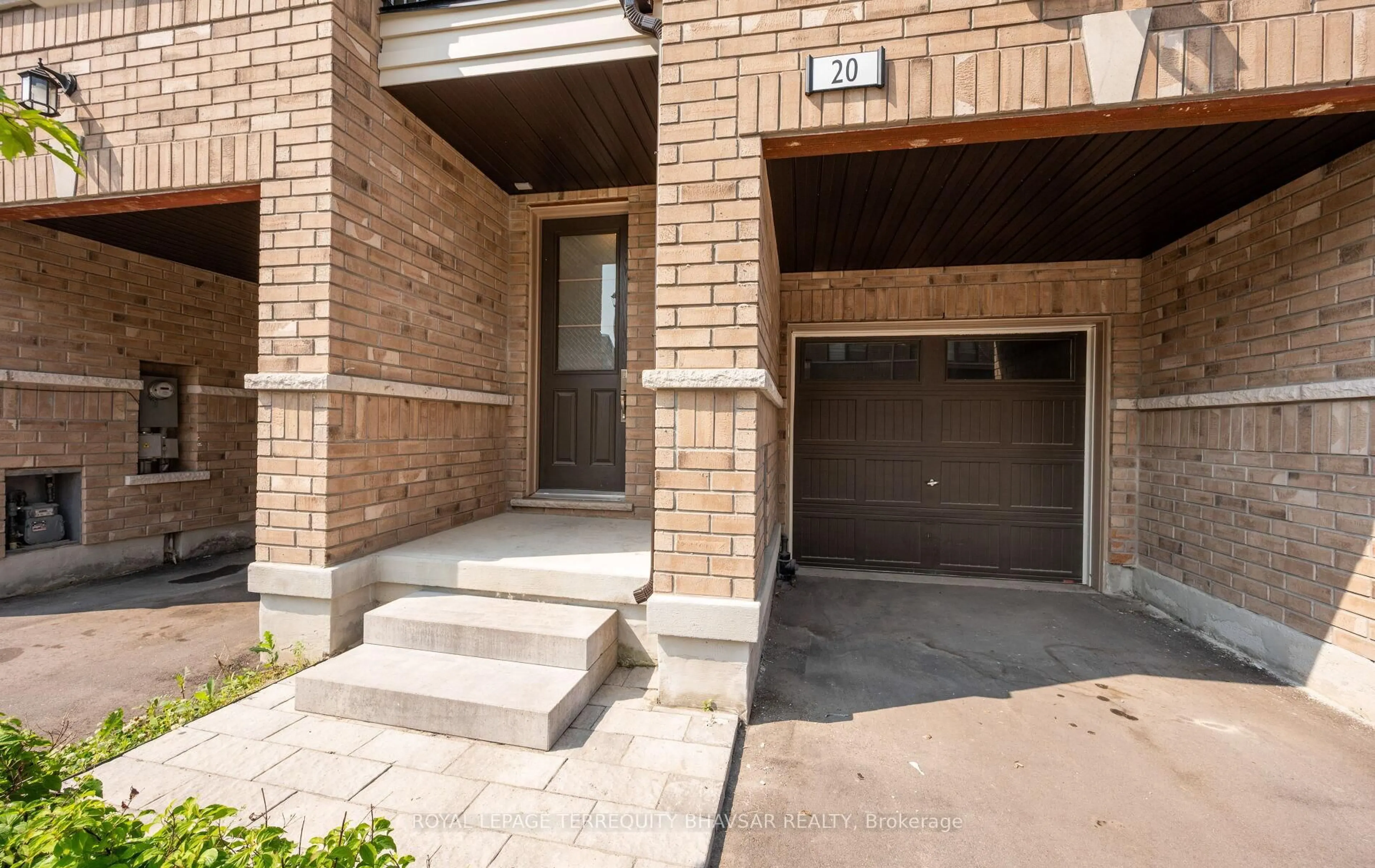 Unknown for 20 Vestry Way, Brampton Ontario L6P 4N8