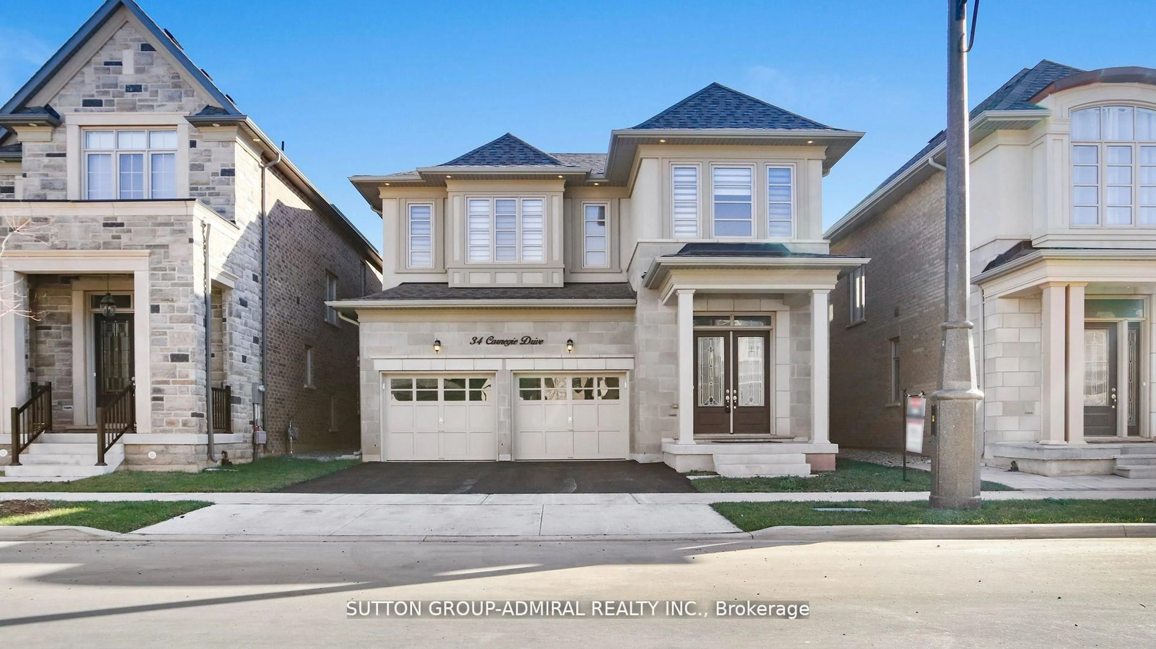 Home with brick exterior material, street for 34 Carnegie Dr, Oakville Ontario L6H 0V8