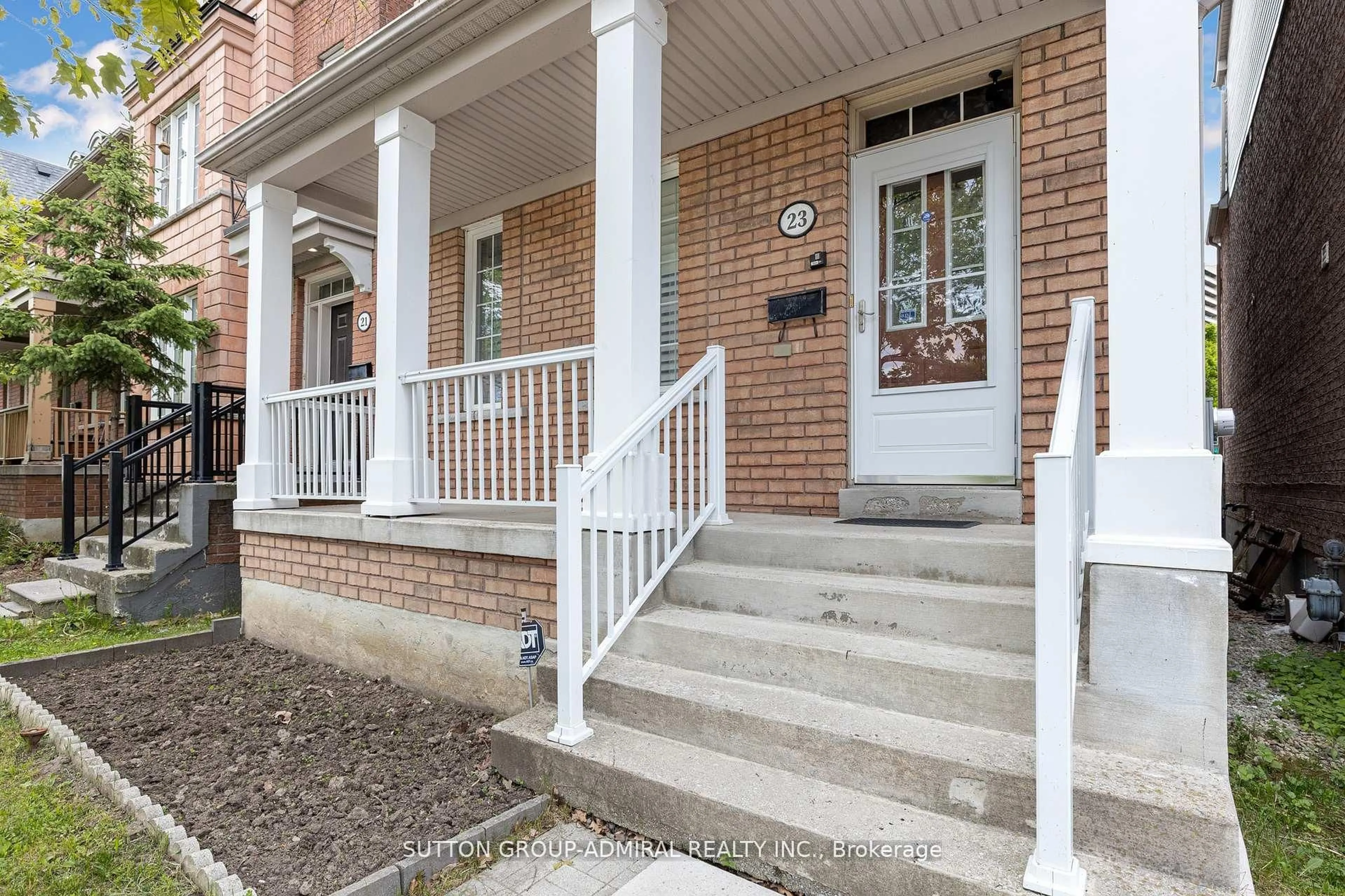 Unknown for 23 Delabo Dr, Toronto Ontario M3J 3S5