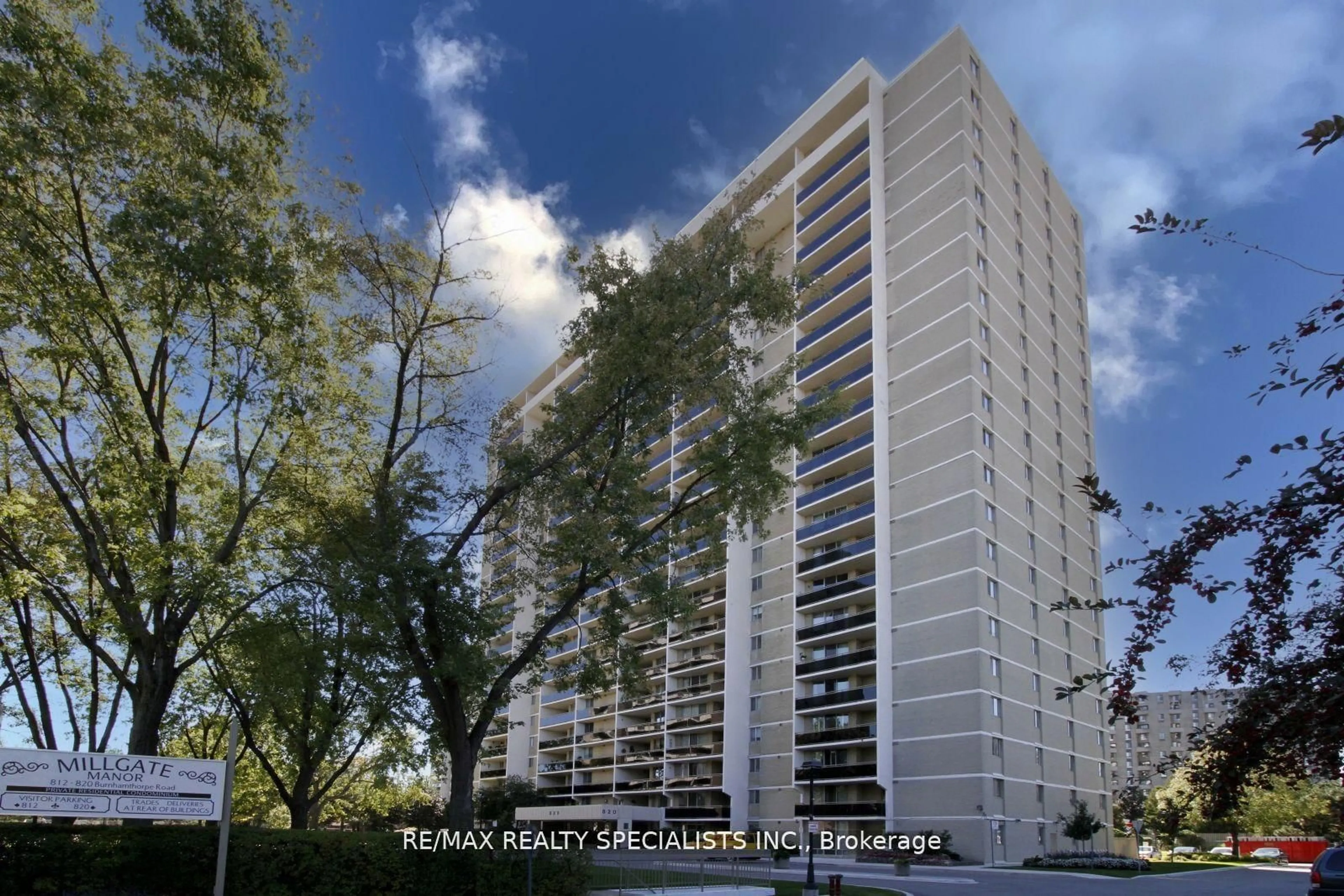 Unknown for 820 Burnhamthorpe Rd #803, Toronto Ontario M9C 4W2