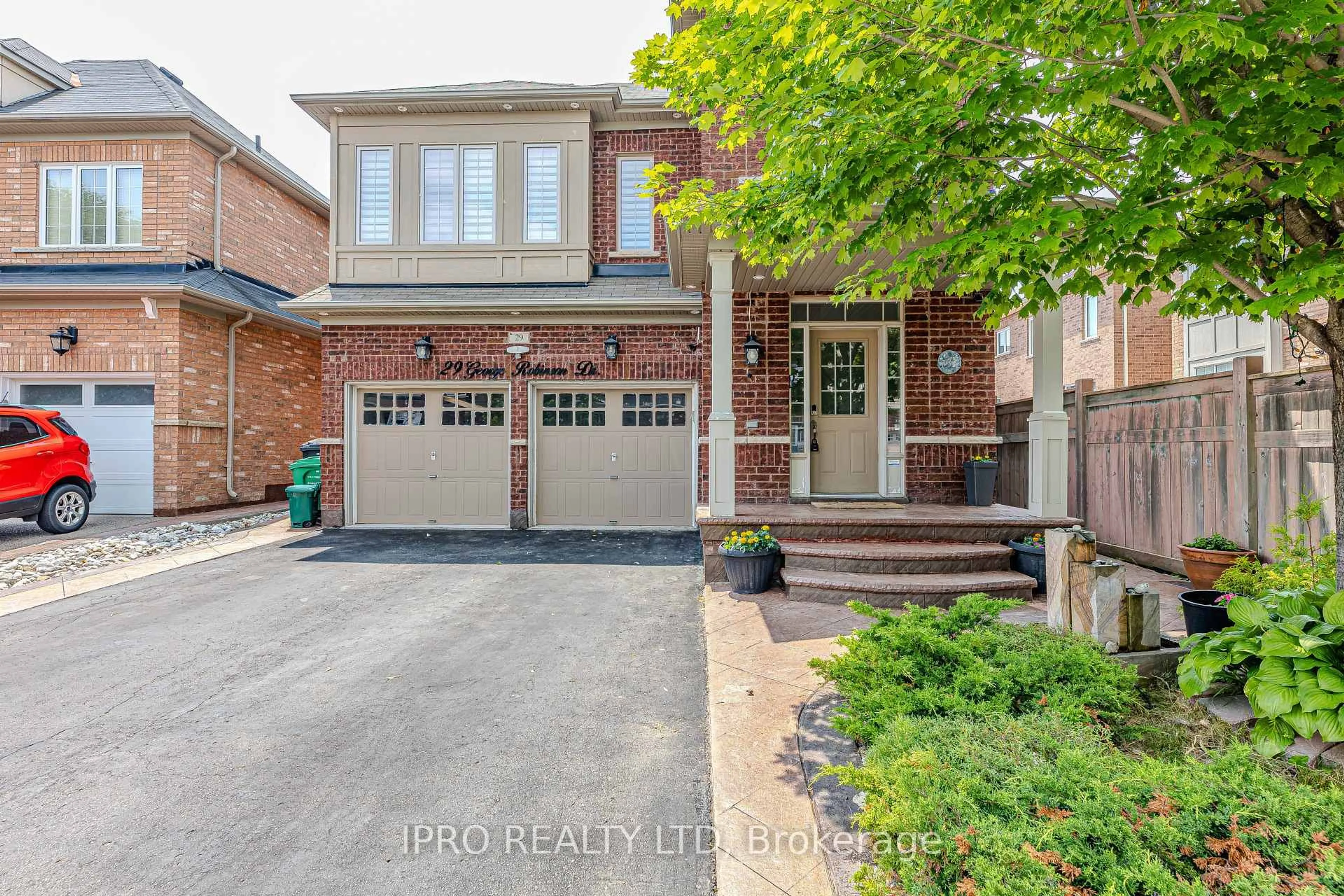 Home with brick exterior material, street for 29 George Robinson Dr, Brampton Ontario L6Y 2M7
