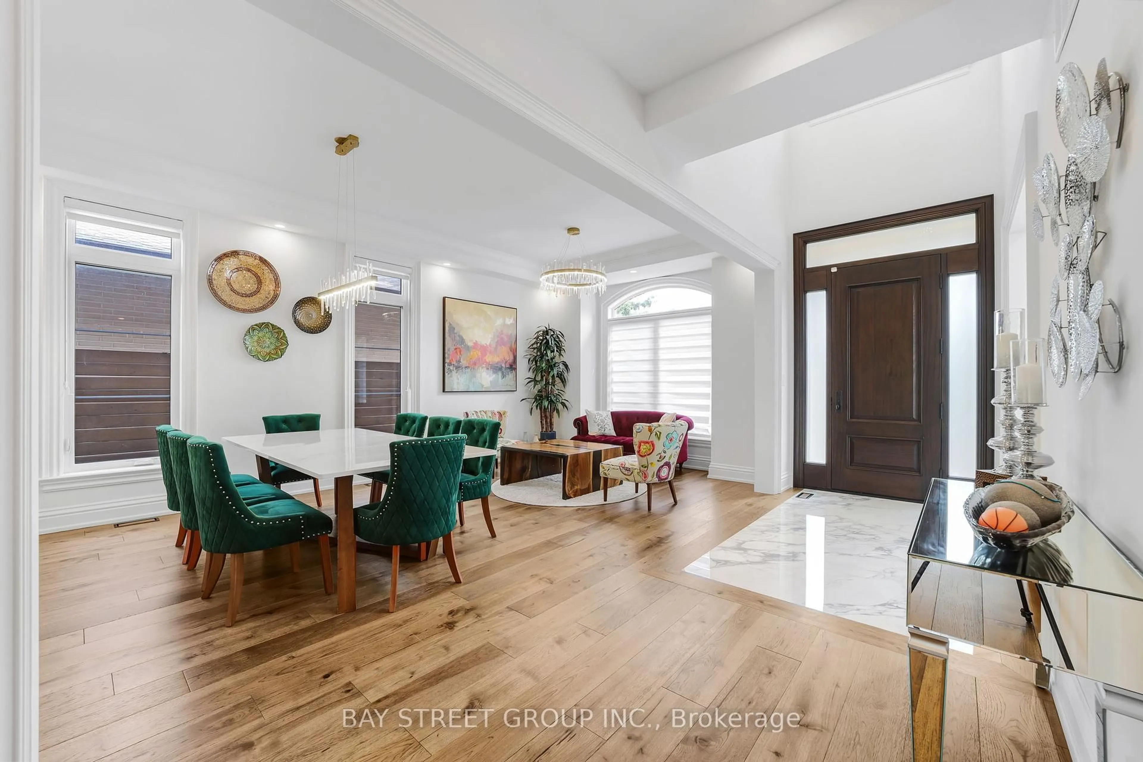 Unknown for 442 Sherin Dr, Oakville Ontario L6L 4J5