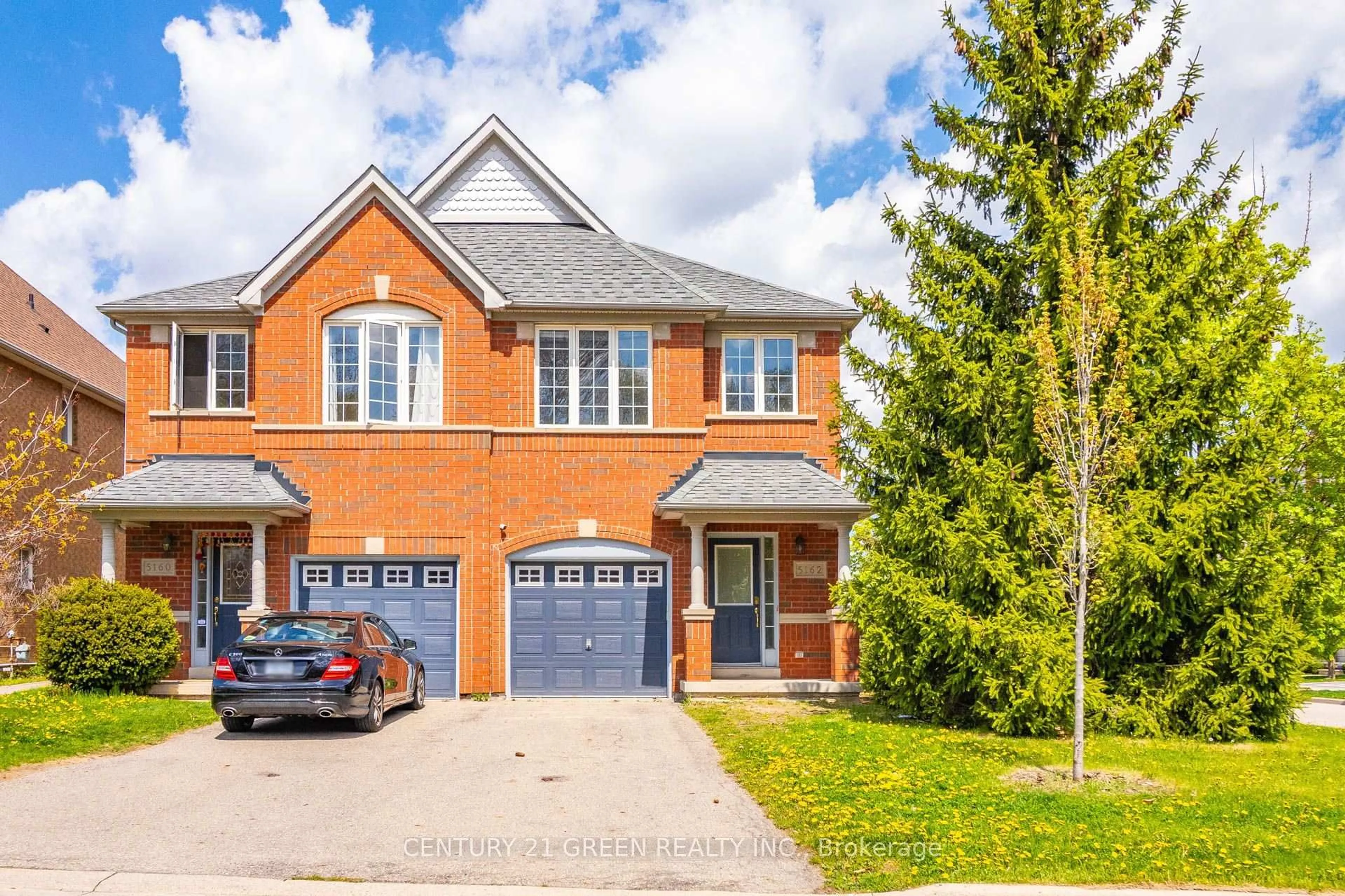 Home with brick exterior material, street for 5162 Preservation Circ, Mississauga Ontario L5M 7T4