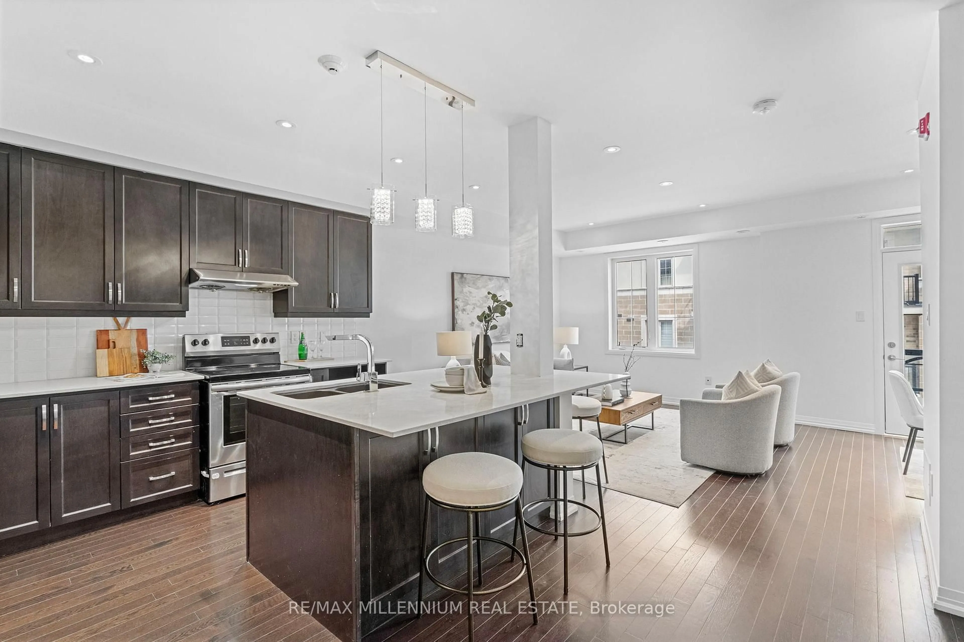 Open concept kitchen, unknown for 62 Preston Meadow Ave #6, Mississauga Ontario L4Z 0C8