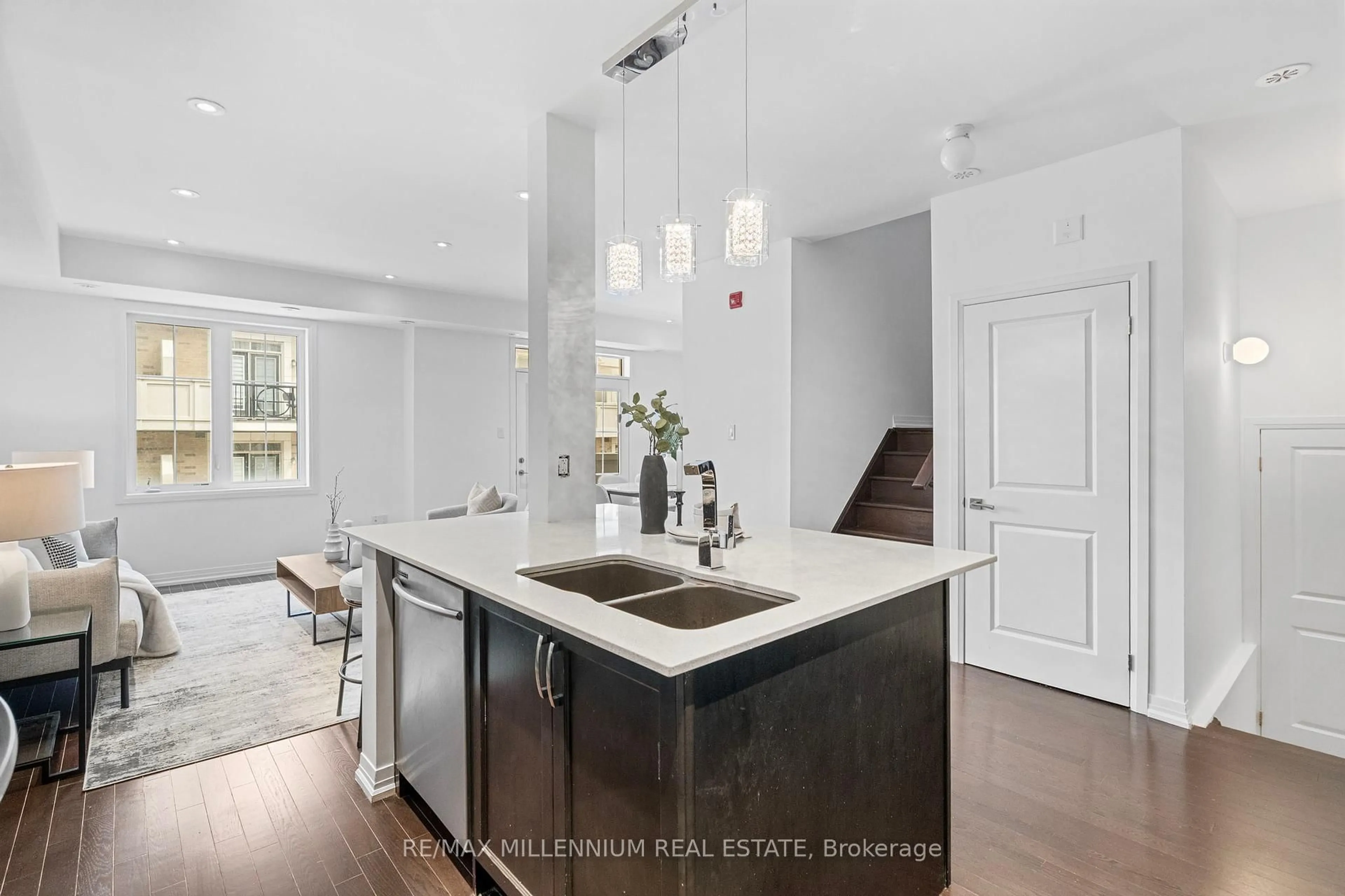 Open concept kitchen, unknown for 62 Preston Meadow Ave #6, Mississauga Ontario L4Z 0C8