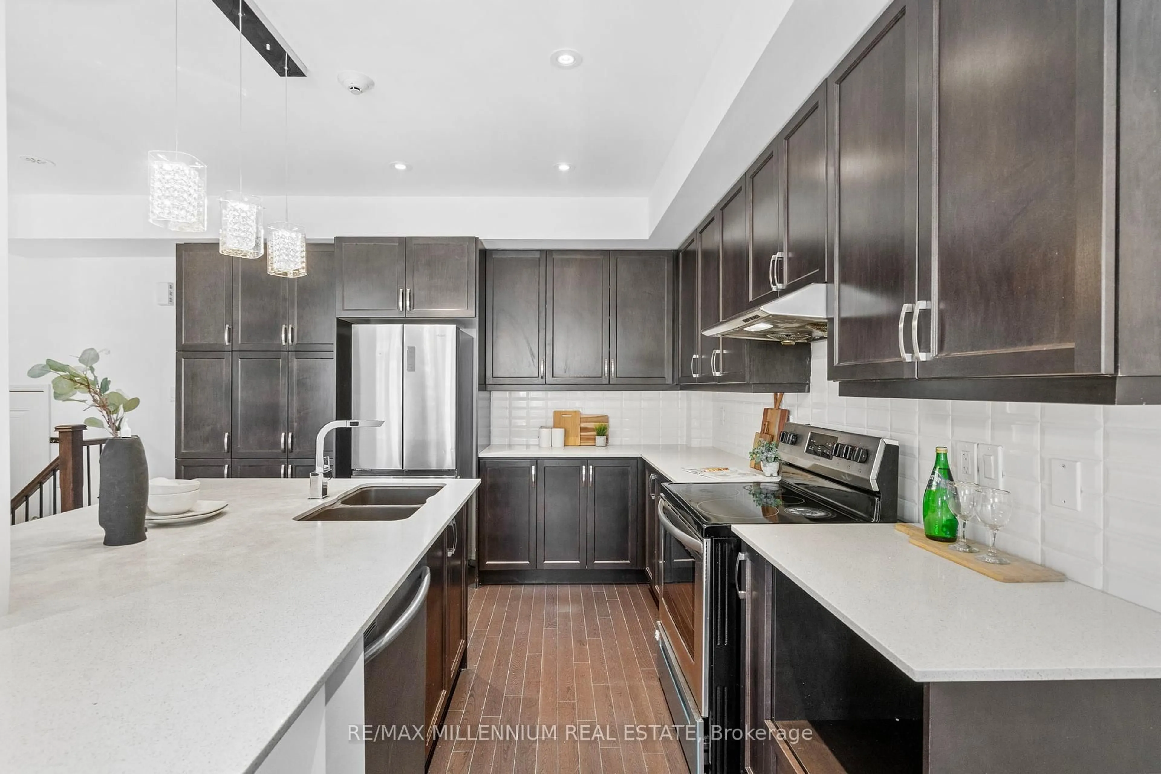 Open concept kitchen, unknown for 62 Preston Meadow Ave #6, Mississauga Ontario L4Z 0C8