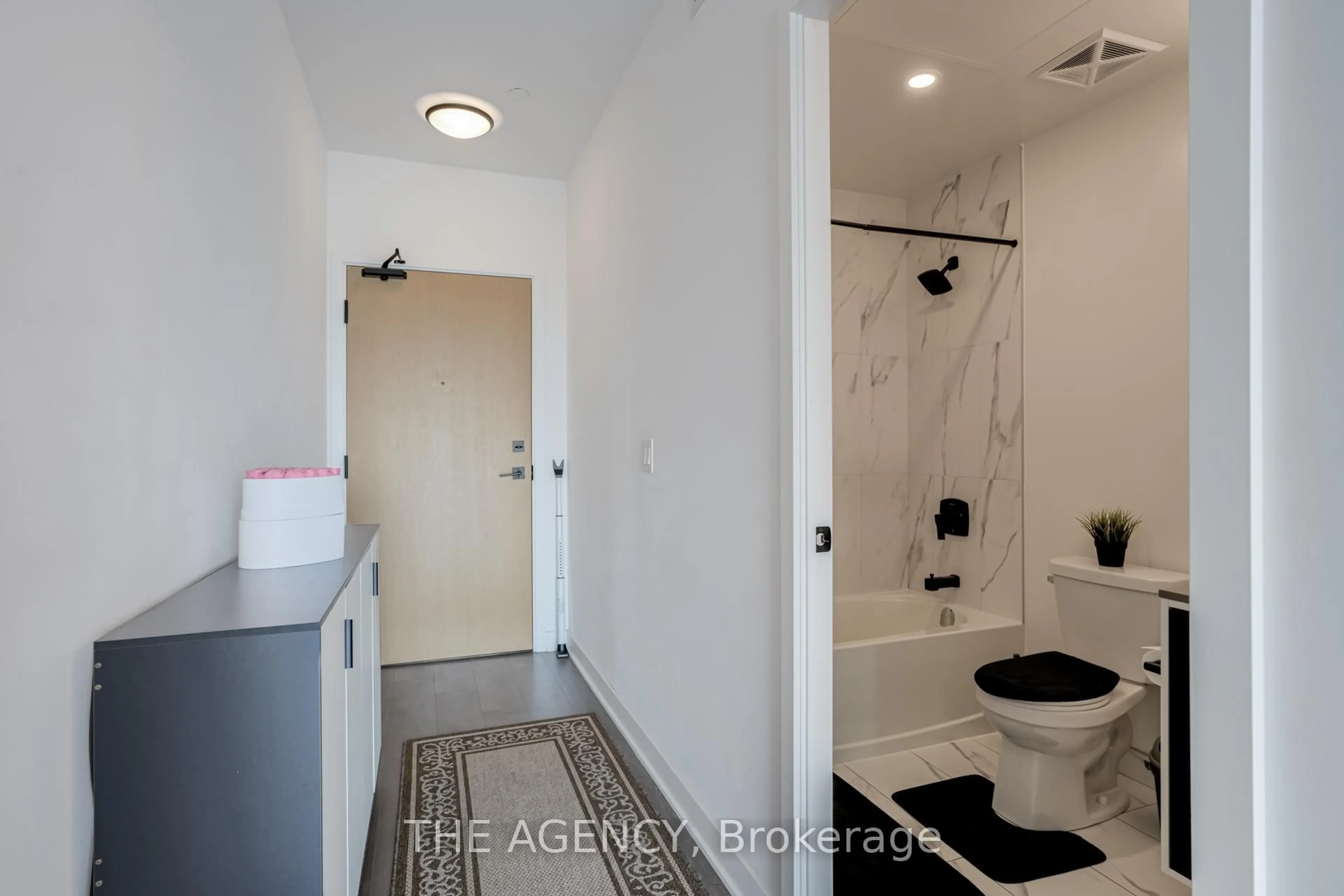 Unknown for 36 Zorra St, Toronto Ontario M8Z 0G5