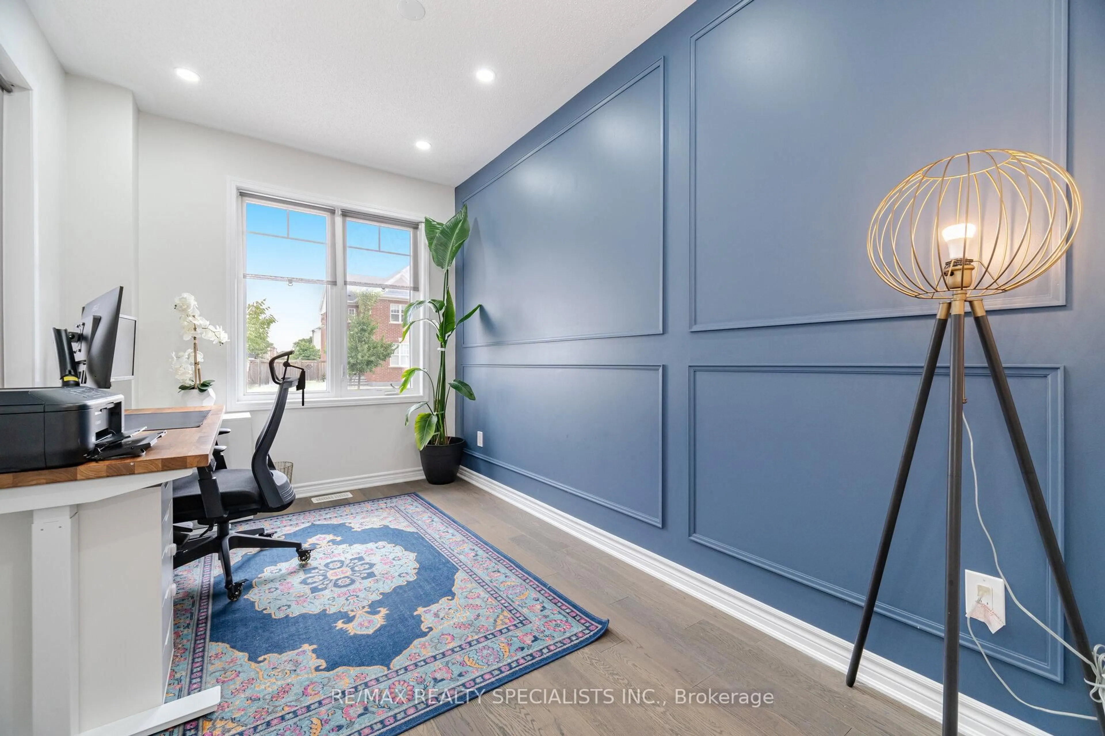 A pic of a room for 519 English Mill Crt, Milton Ontario L9E 0A5