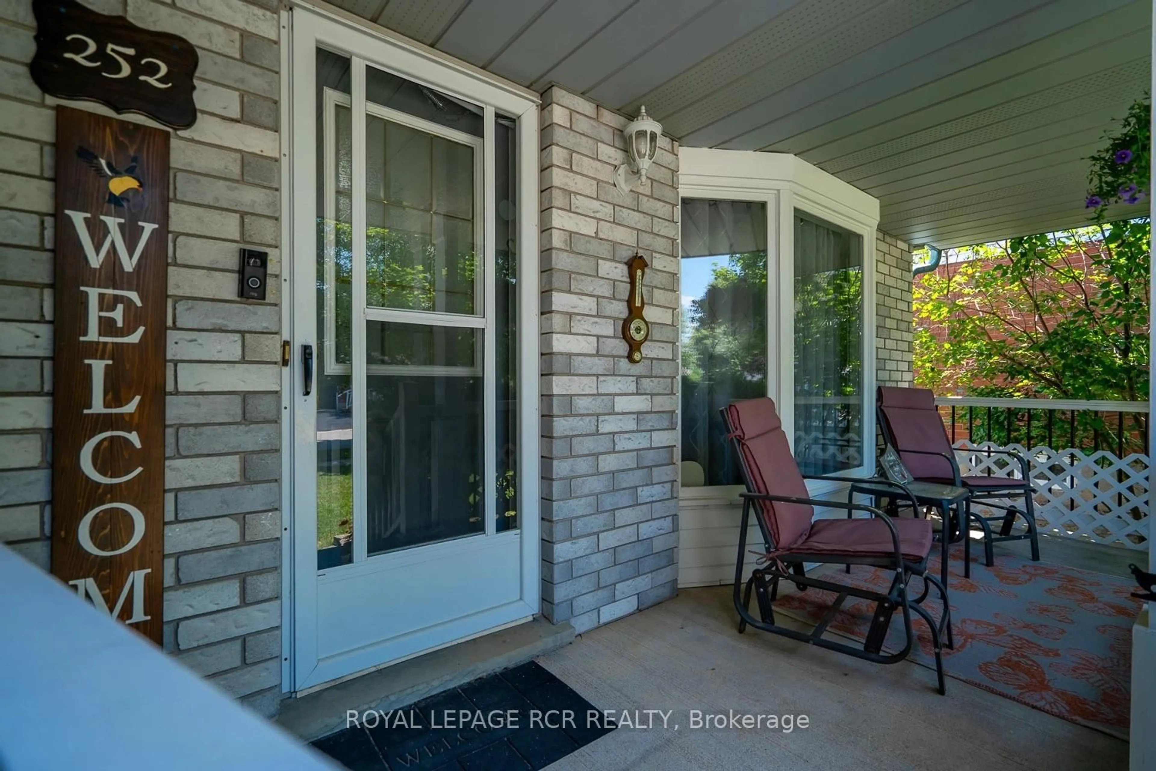 Unknown for 252 Elmwood Cres, Orangeville Ontario L9W 4T4