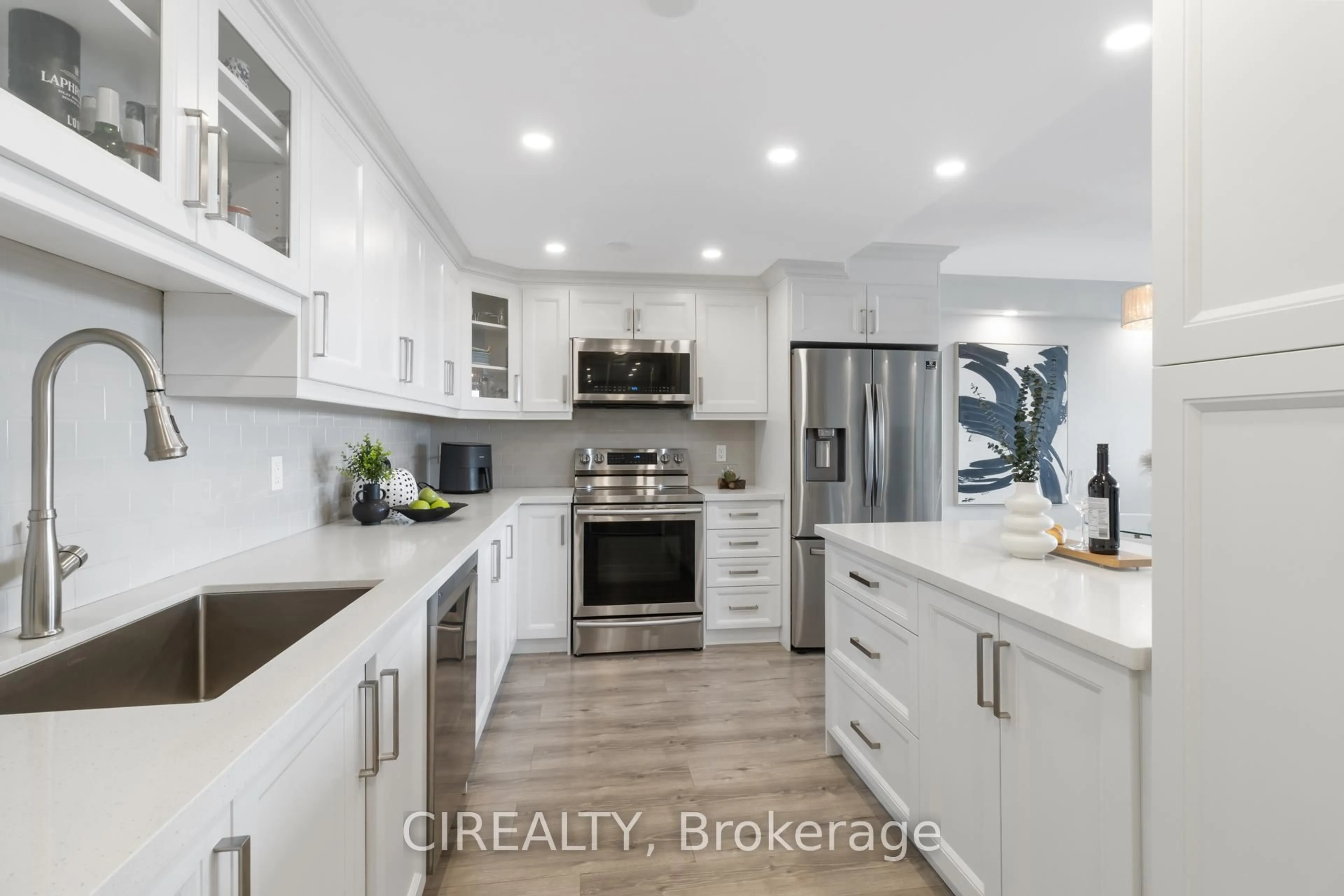 Open concept kitchen, ceramic/tile floor for 511 The West Mall #709, Toronto Ontario M9C 1G5
