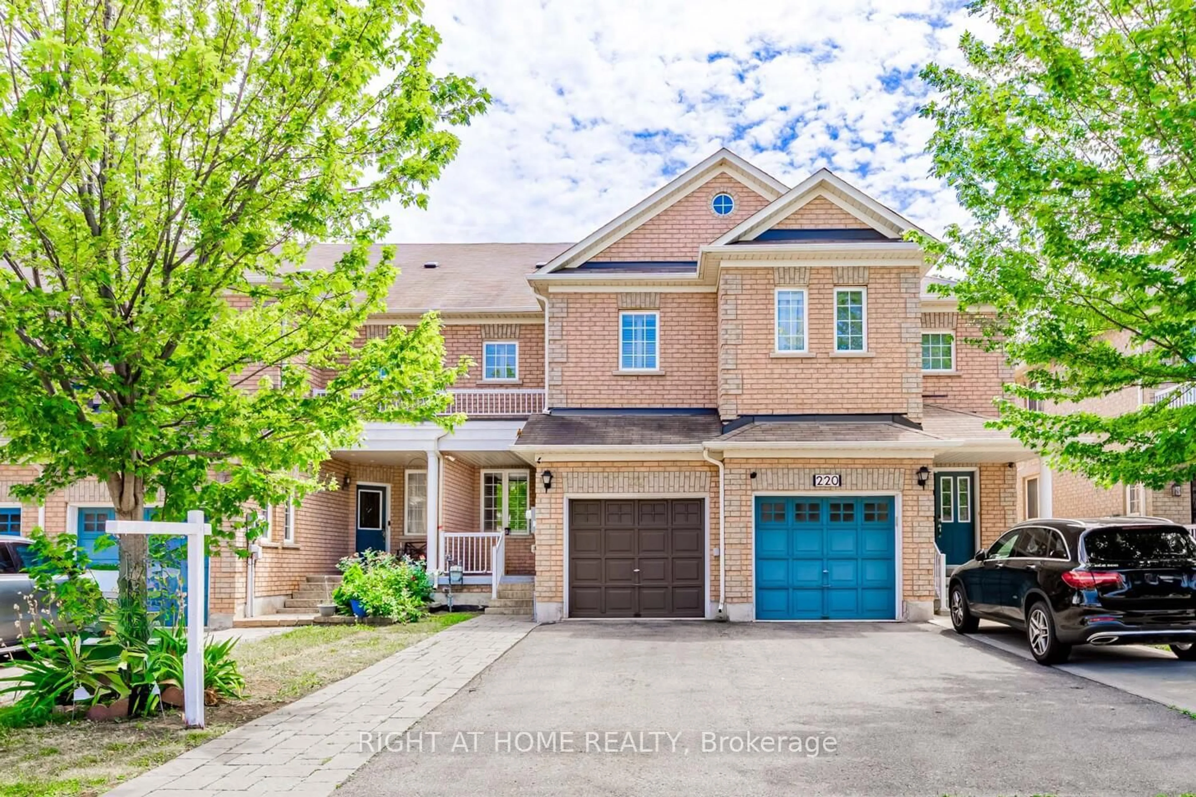 Home with brick exterior material, street for 222 Albright Rd, Brampton Ontario L6X 5E7