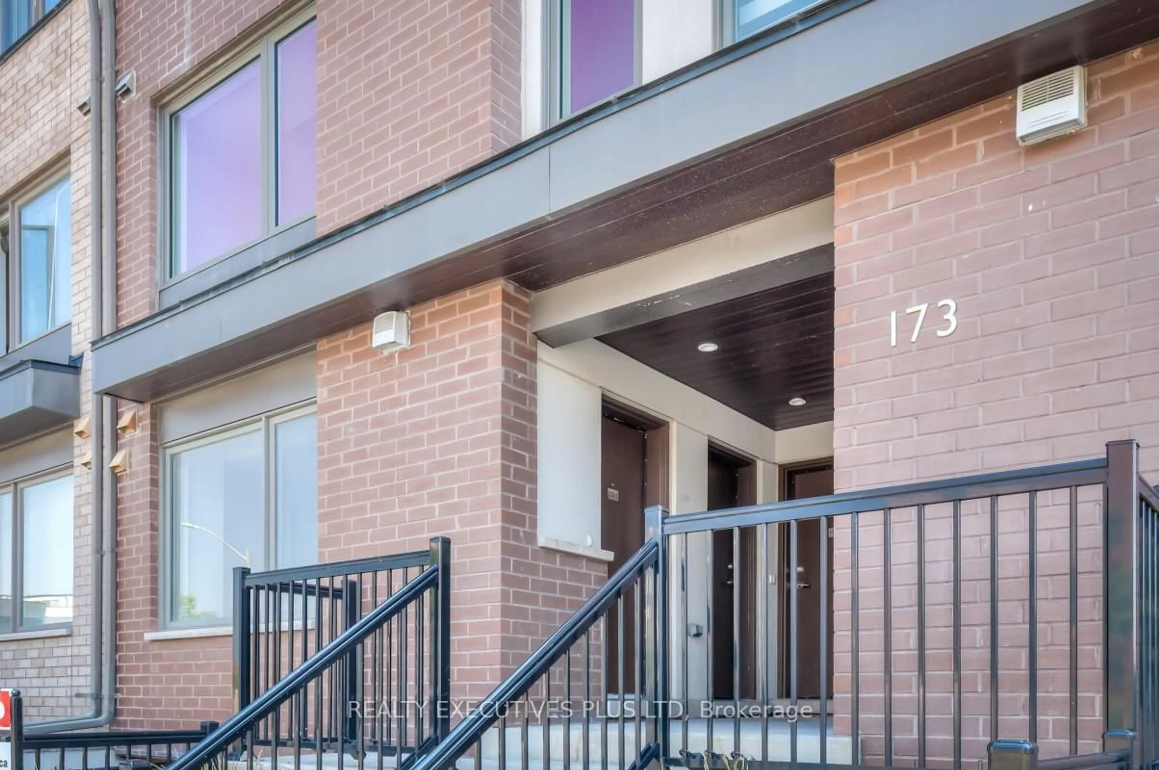 Unknown for 173 William Duncan Rd #2, Toronto Ontario M3K 0B8