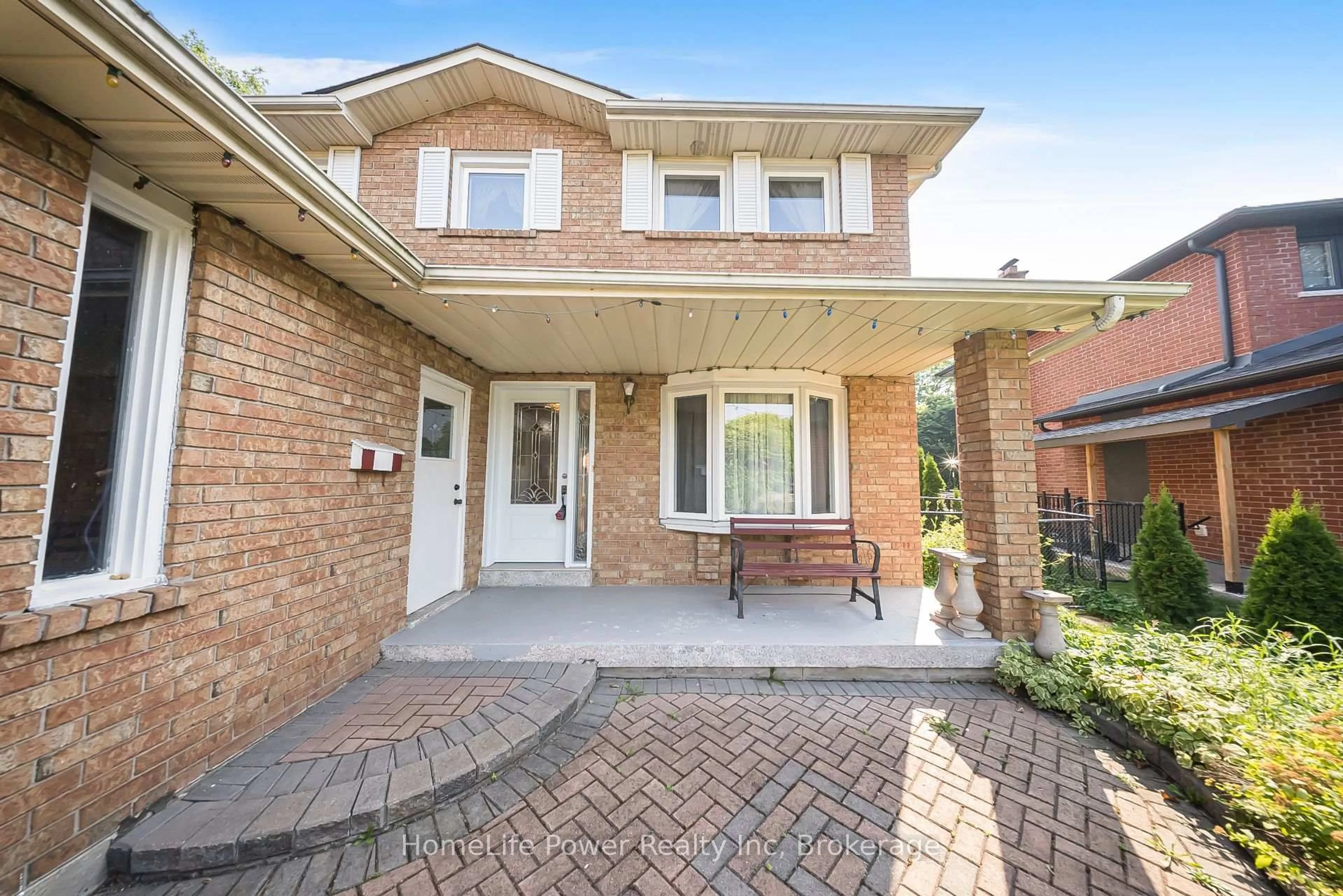 Home with brick exterior material, street for 32 Chopin Cres, Brampton Ontario L6Y 2S1