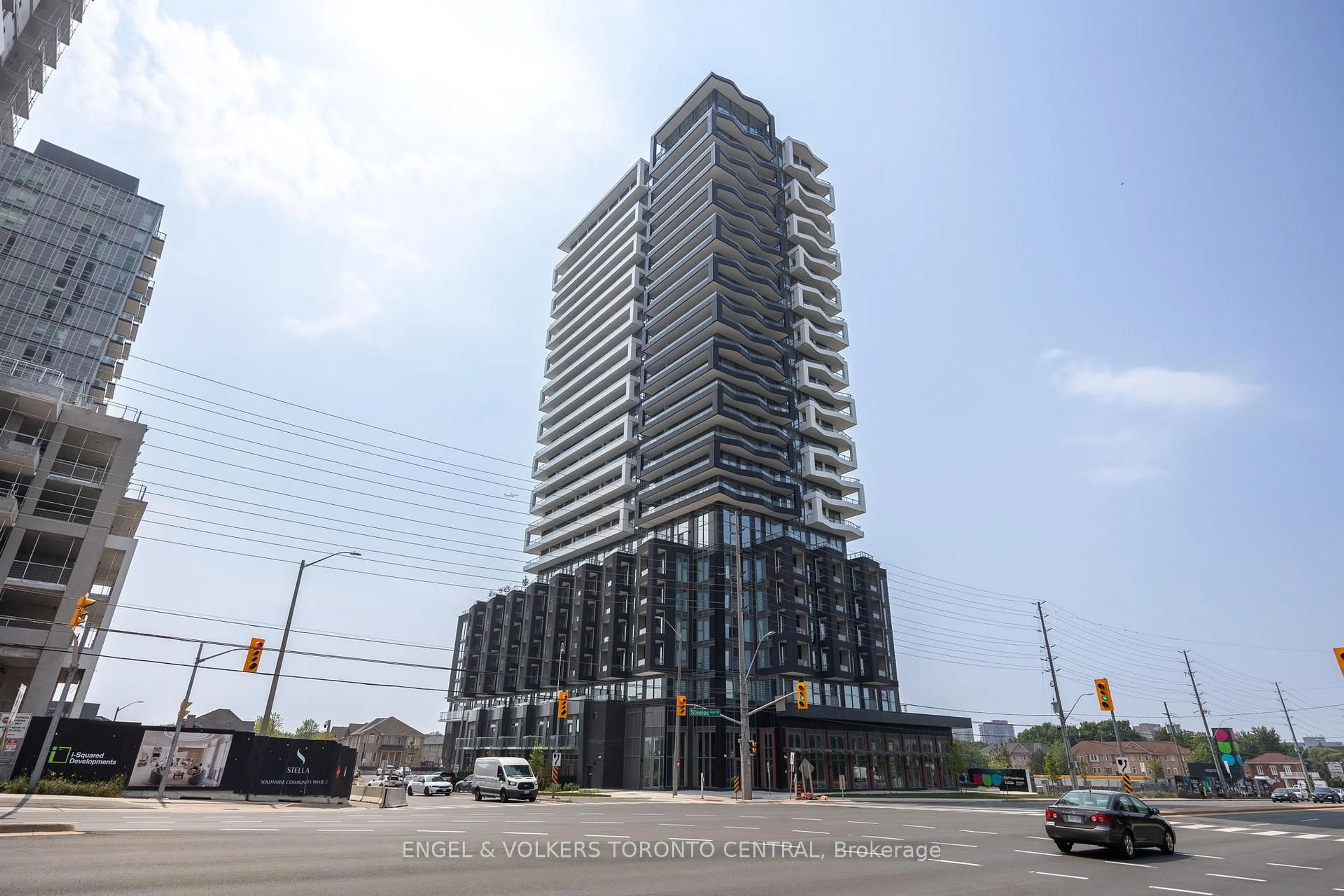 Indoor foyer for 260 Malta Ave #506, Brampton Ontario L6Y 6L7