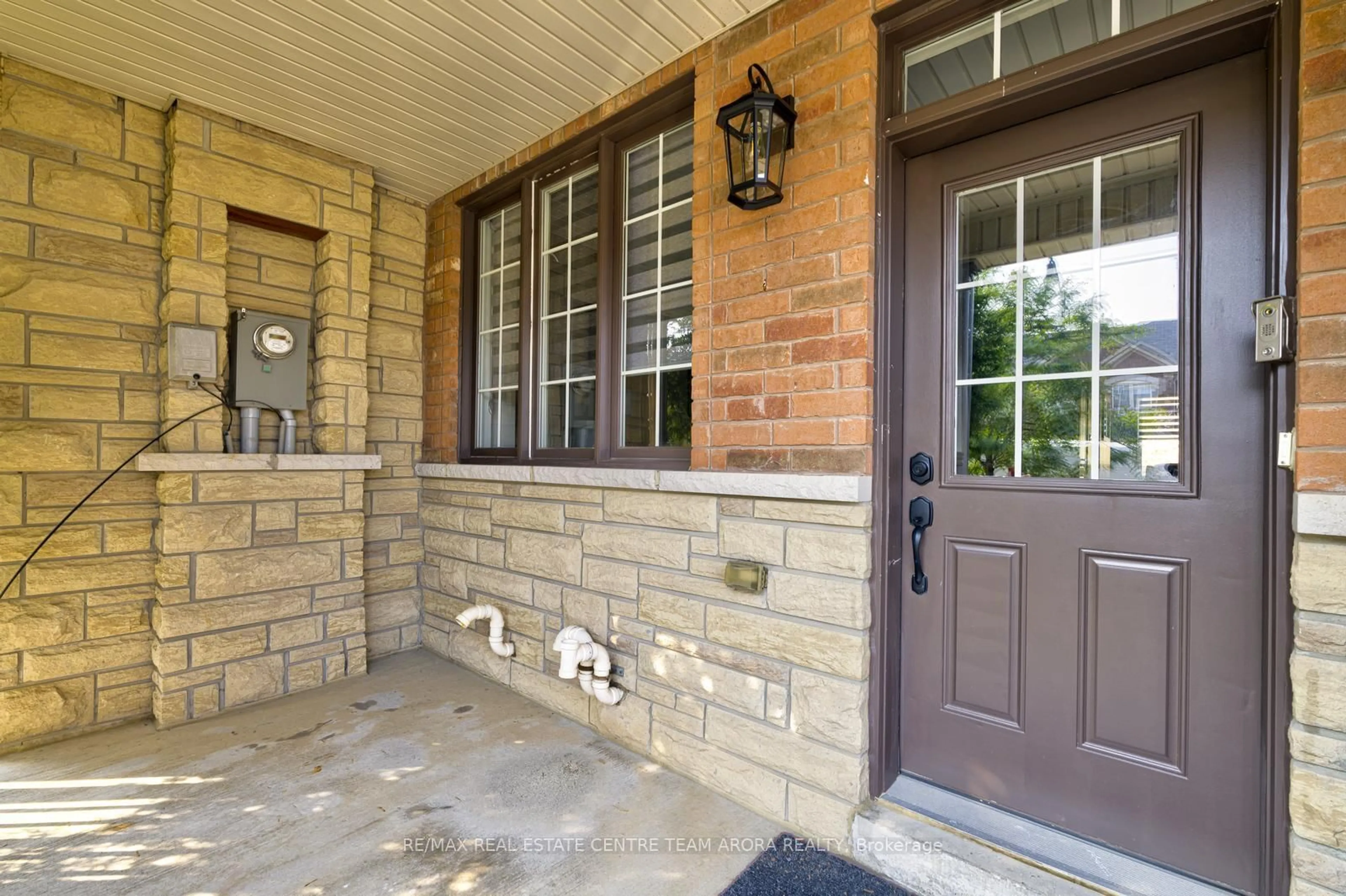 Unknown for 57 Sky Harbour Dr, Brampton Ontario L6Y 0V3