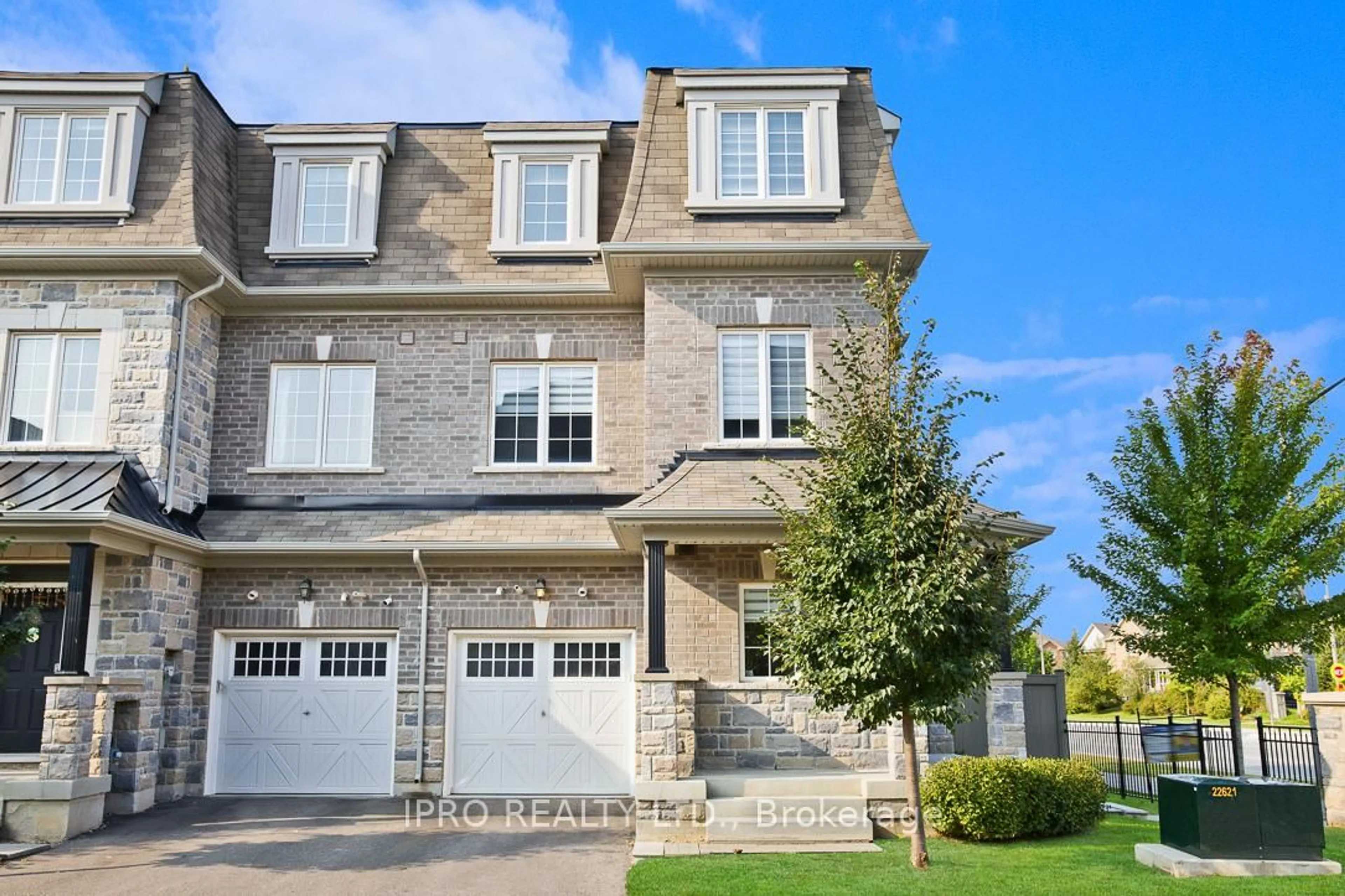Home with brick exterior material, street for 2 Pomarine Way, Brampton Ontario L6X 0E4