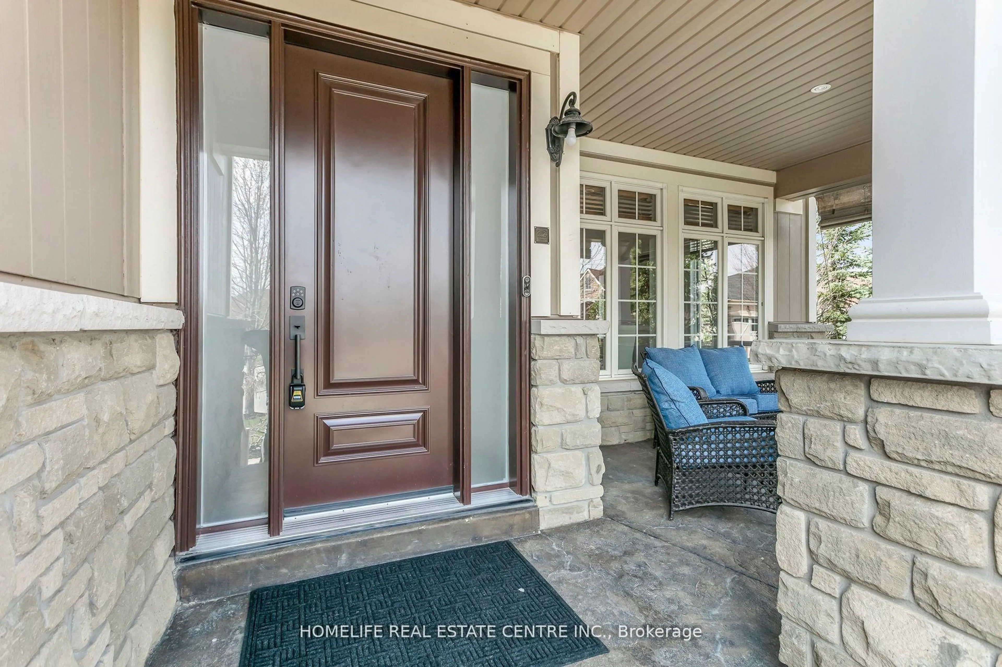 Indoor entryway for 60 Young Crt, Orangeville Ontario L9W 0A8