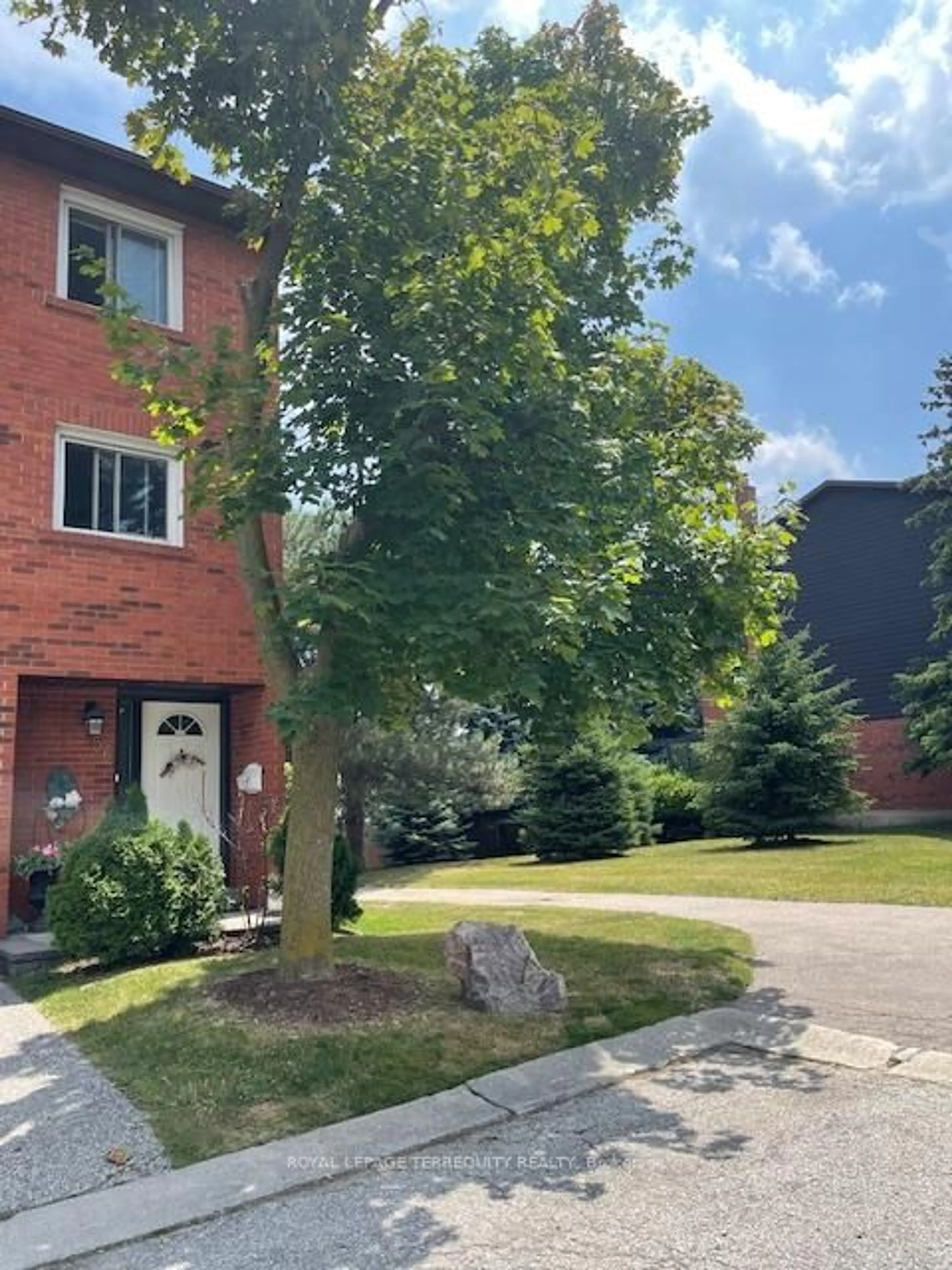 Home with brick exterior material, street for 1755 Rathburn Rd #56, Mississauga Ontario L4W 2M8