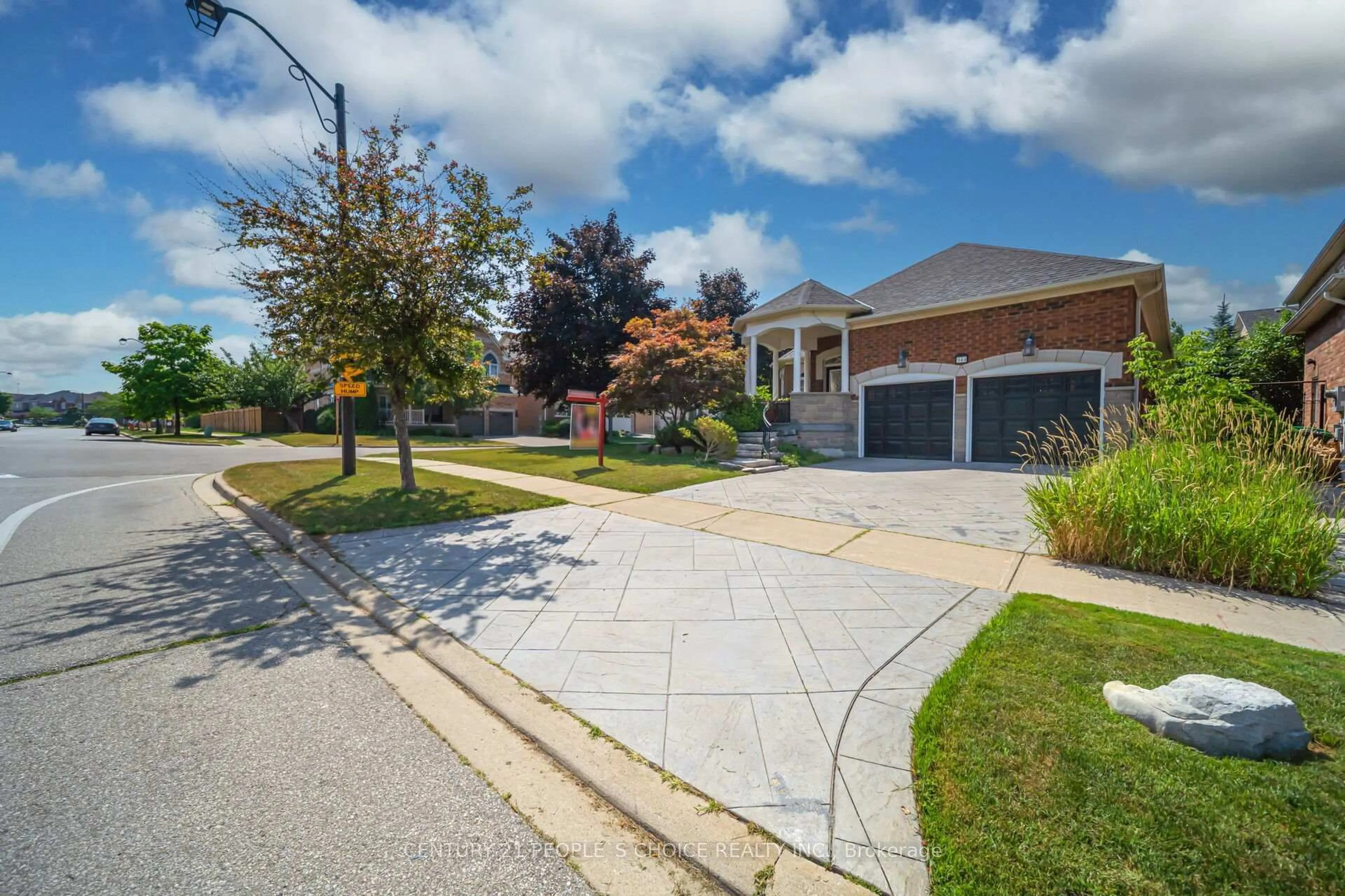 Unknown for 944 Sombrero Way, Mississauga Ontario L5W 1S9