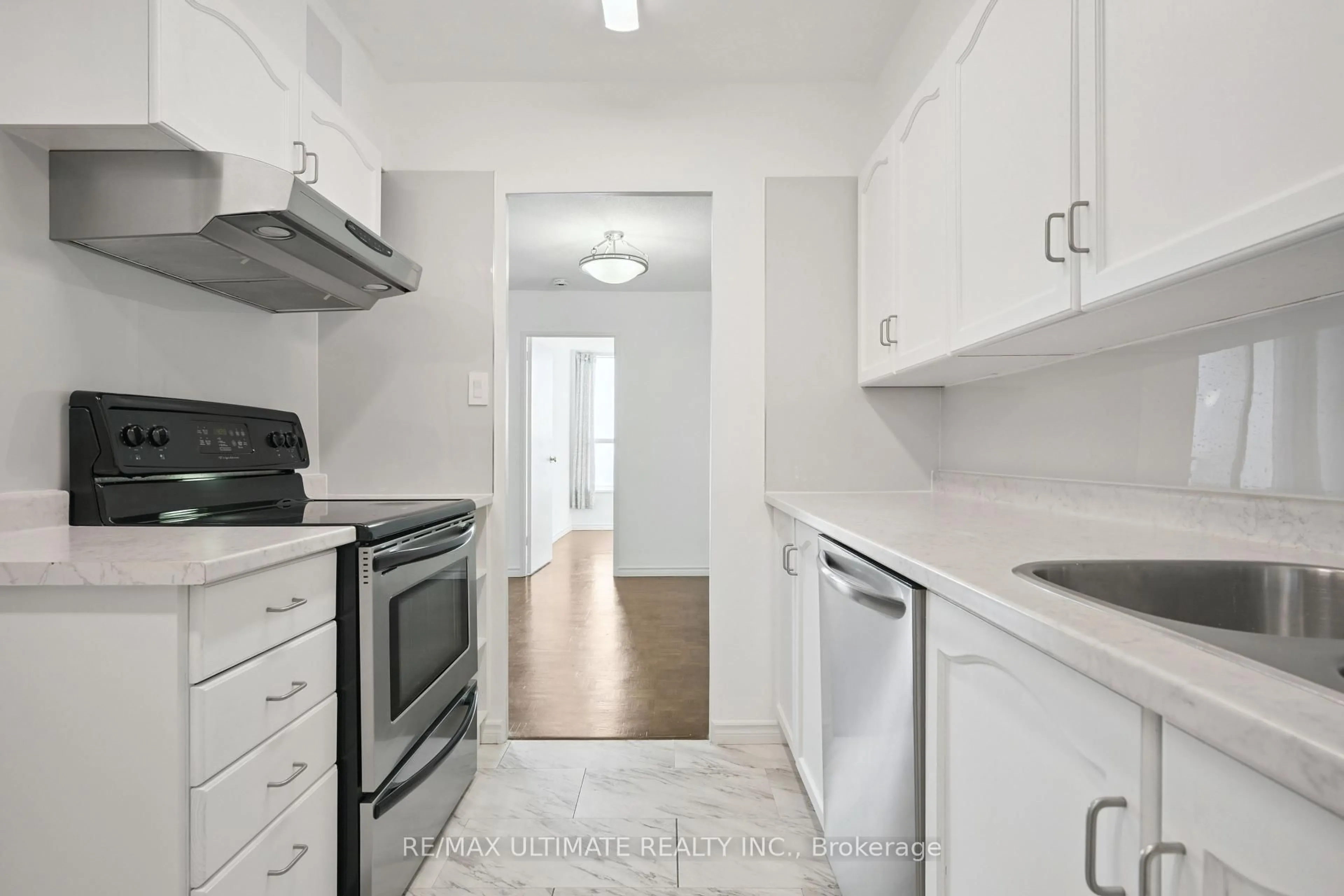 Standard kitchen, unknown for 85 Emmett Ave #2501, Toronto Ontario M6M 5A2