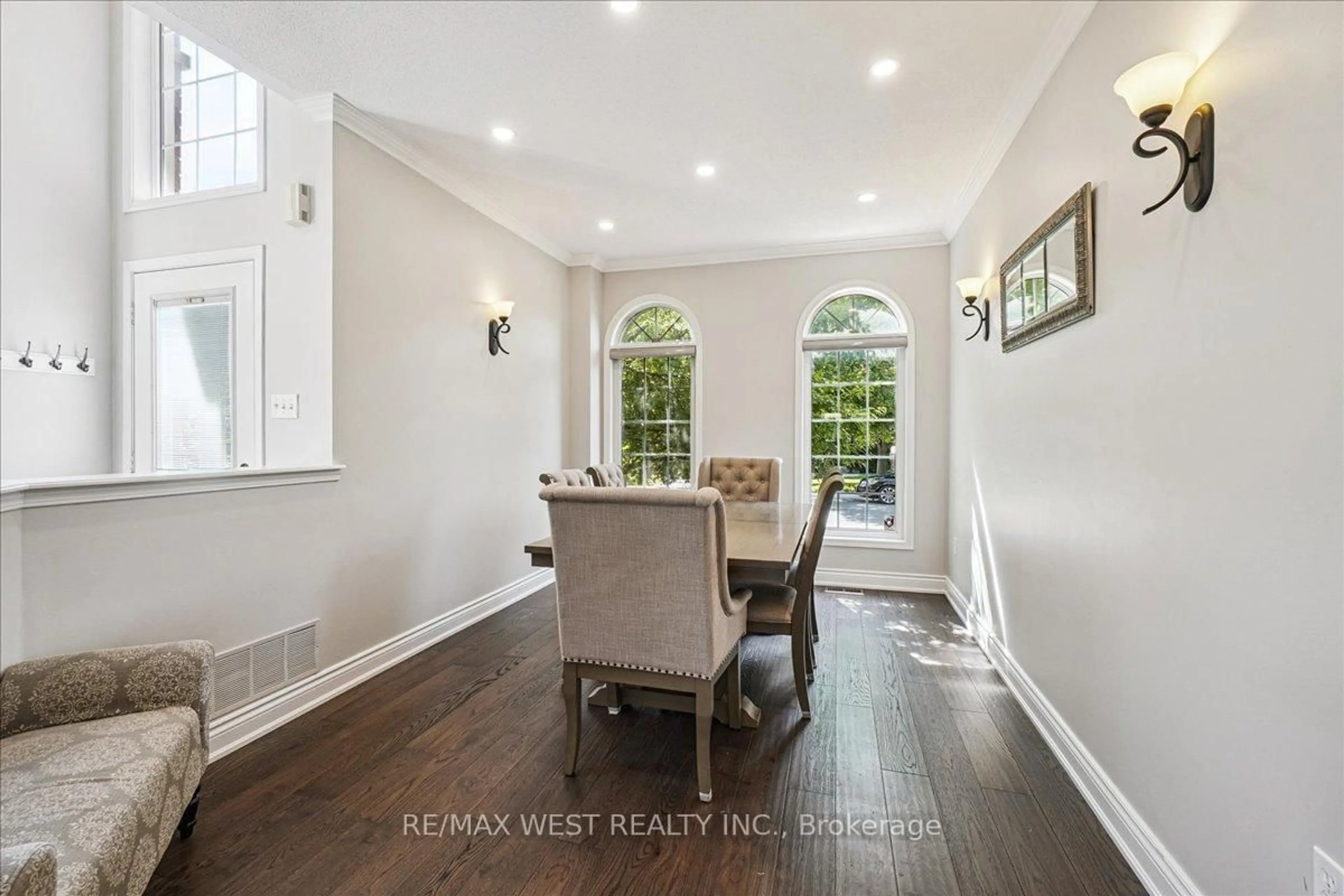 Dining room, unknown for 1028 Donnelly St, Milton Ontario L9T 0A2