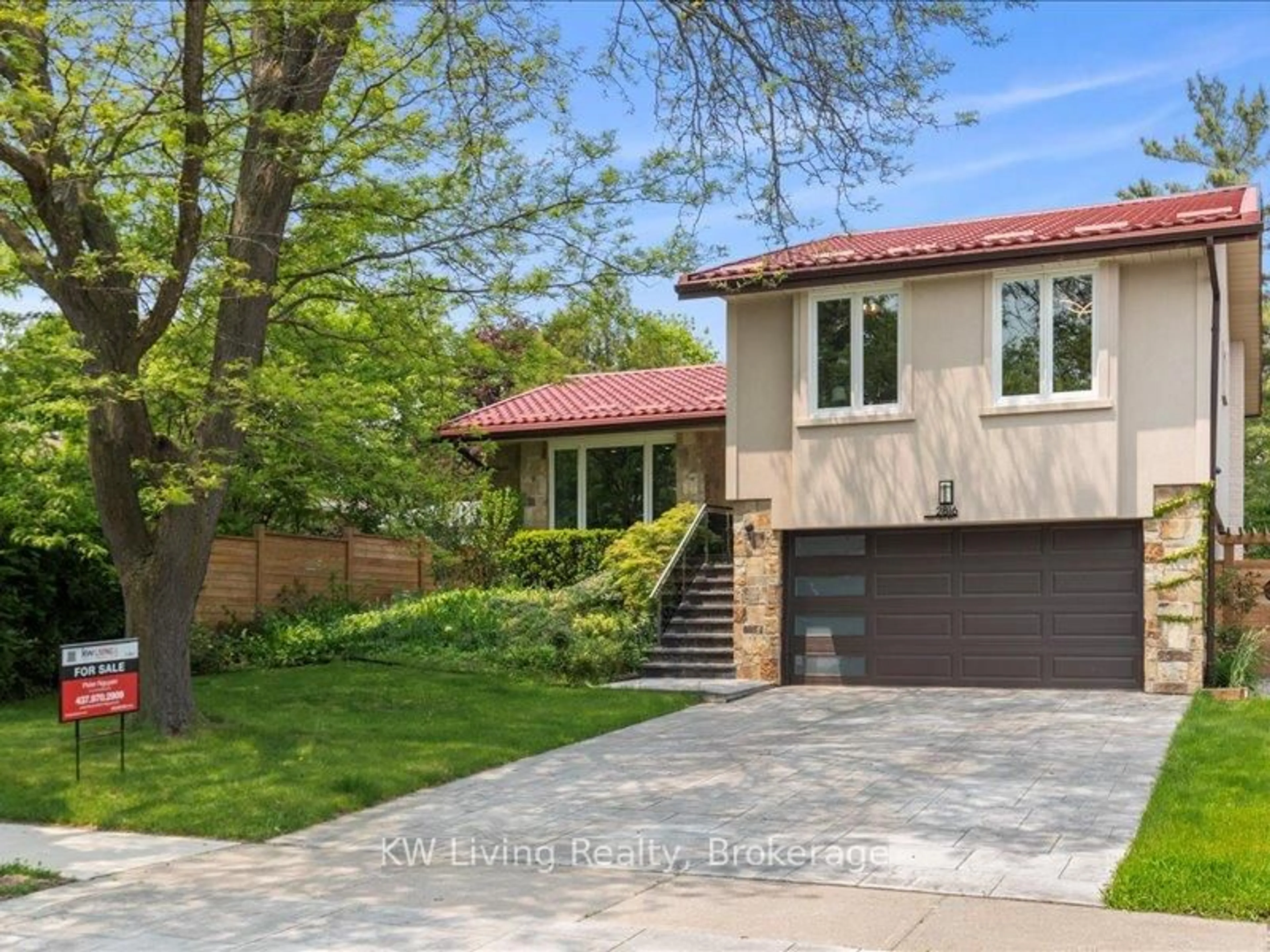 Home with brick exterior material, street for 2816 Constable Rd, Mississauga Ontario L5J 1W7