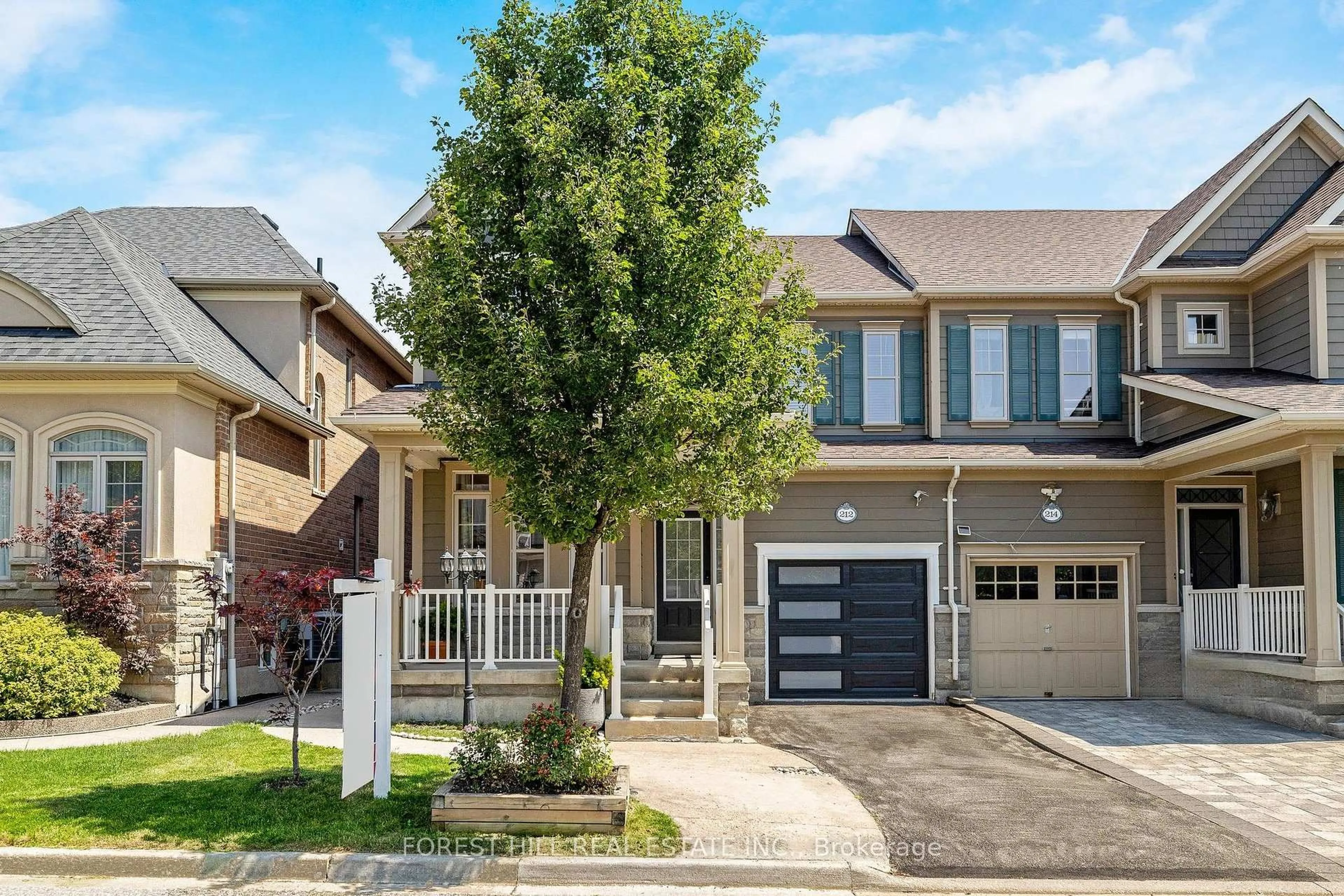 Home with vinyl exterior material, street for 212 Holloway Terr, Milton Ontario L9T 0R8