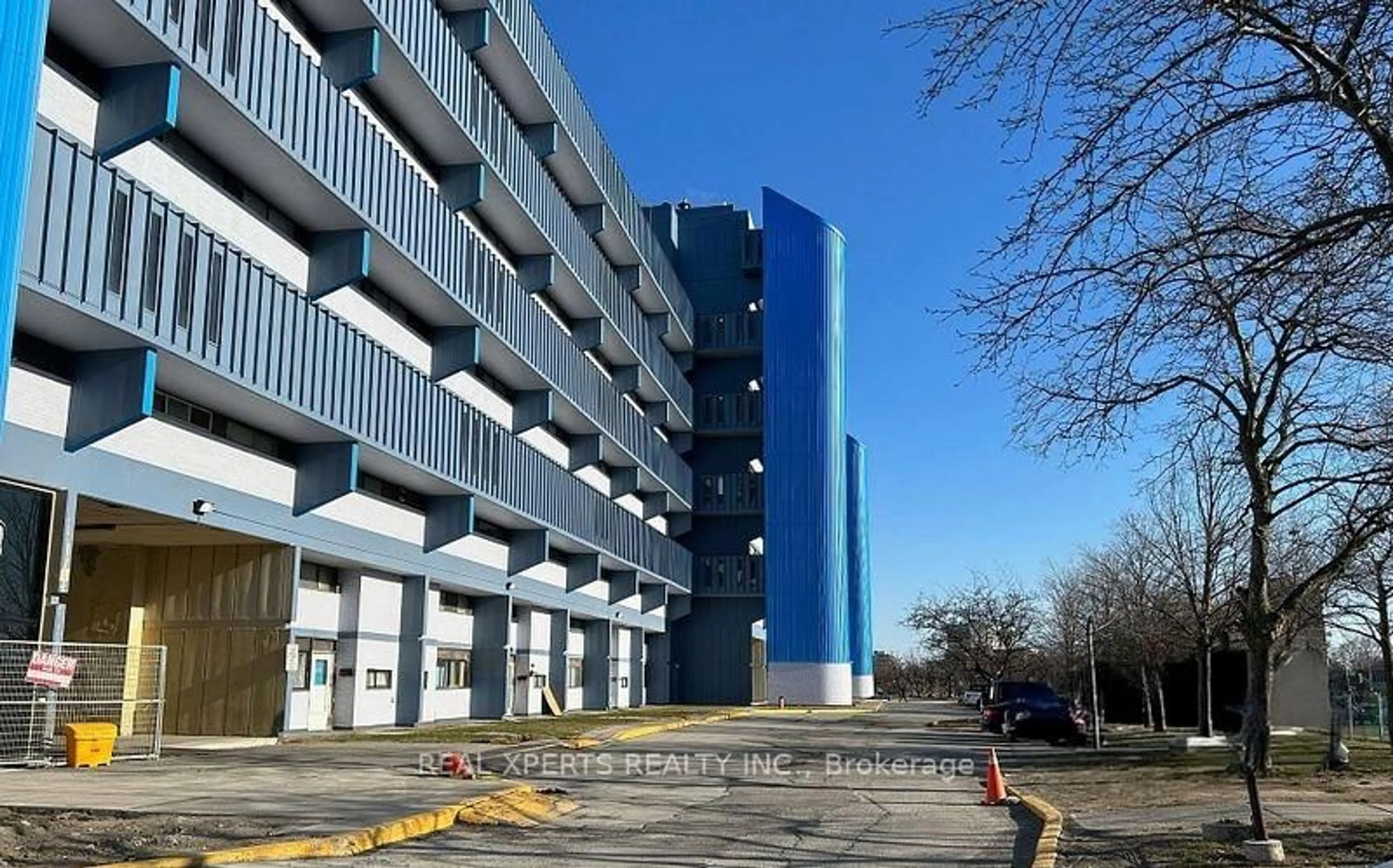 Unknown for 4645 Jane St #336, Toronto Ontario M3N 2K9
