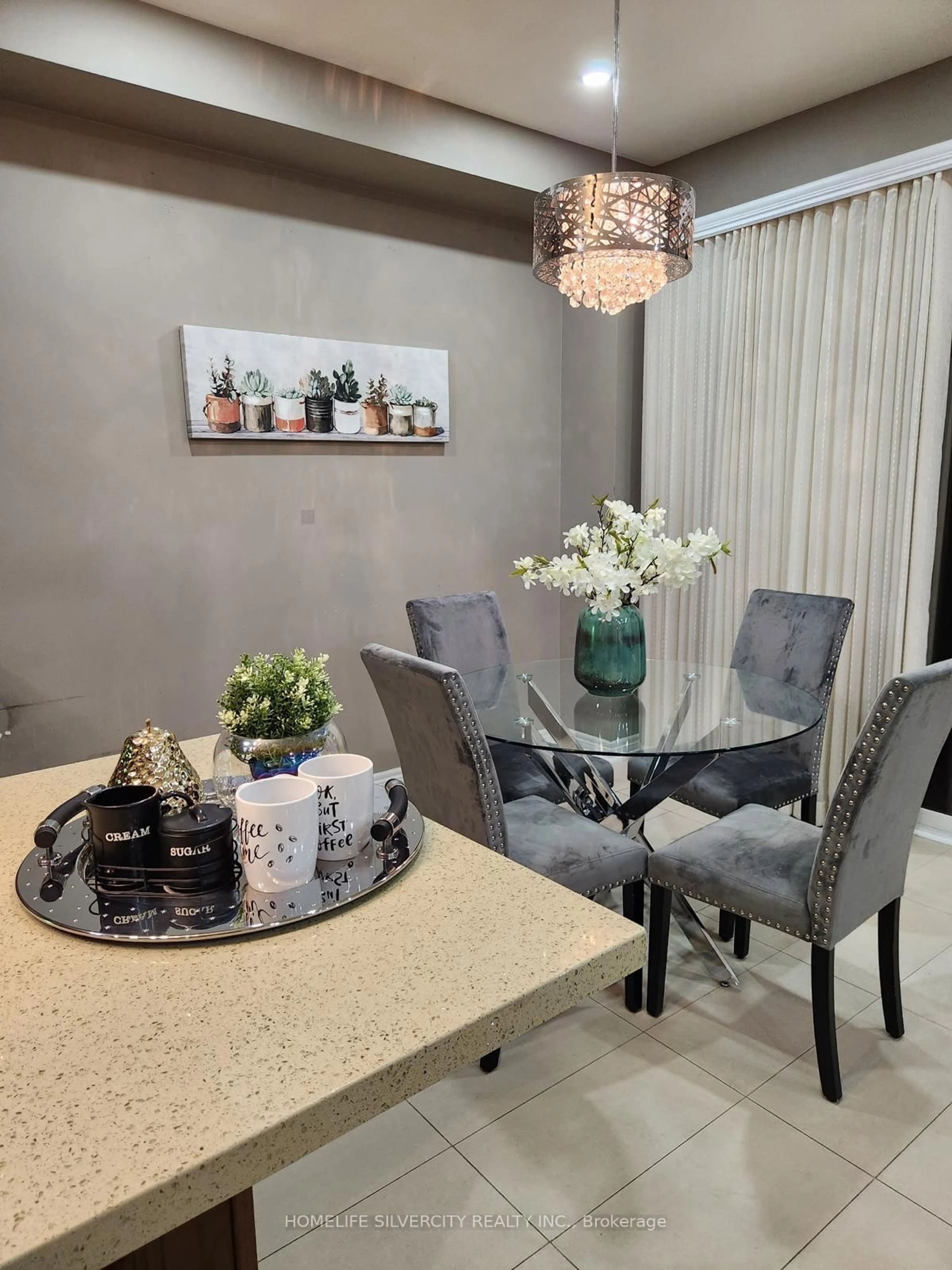 Dining room, unknown for 38 George Robinson Dr, Brampton Ontario L6Y 0G8