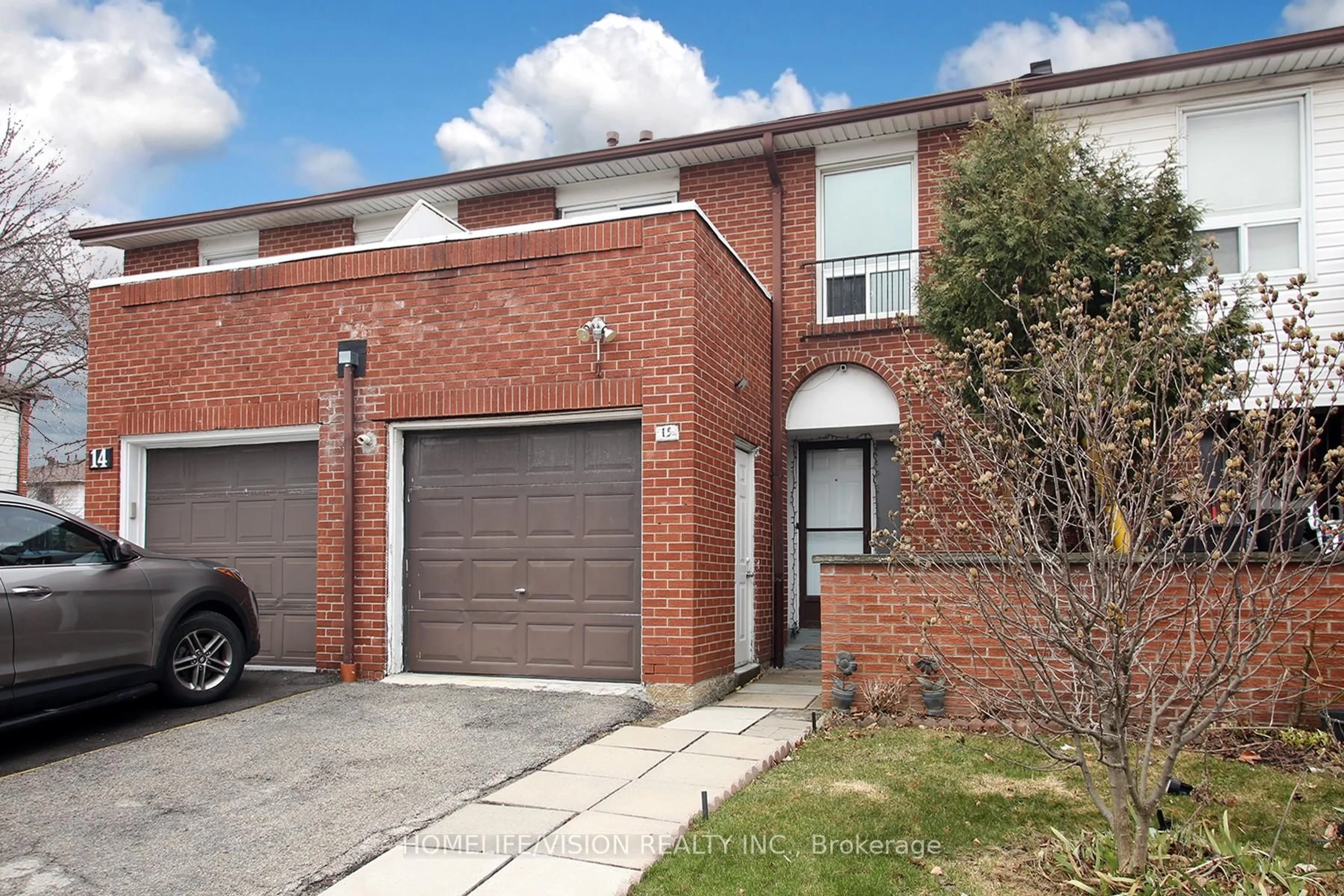 Home with brick exterior material, street for 3430 Brandon Gate Dr #15, Mississauga Ontario L4T 3T4