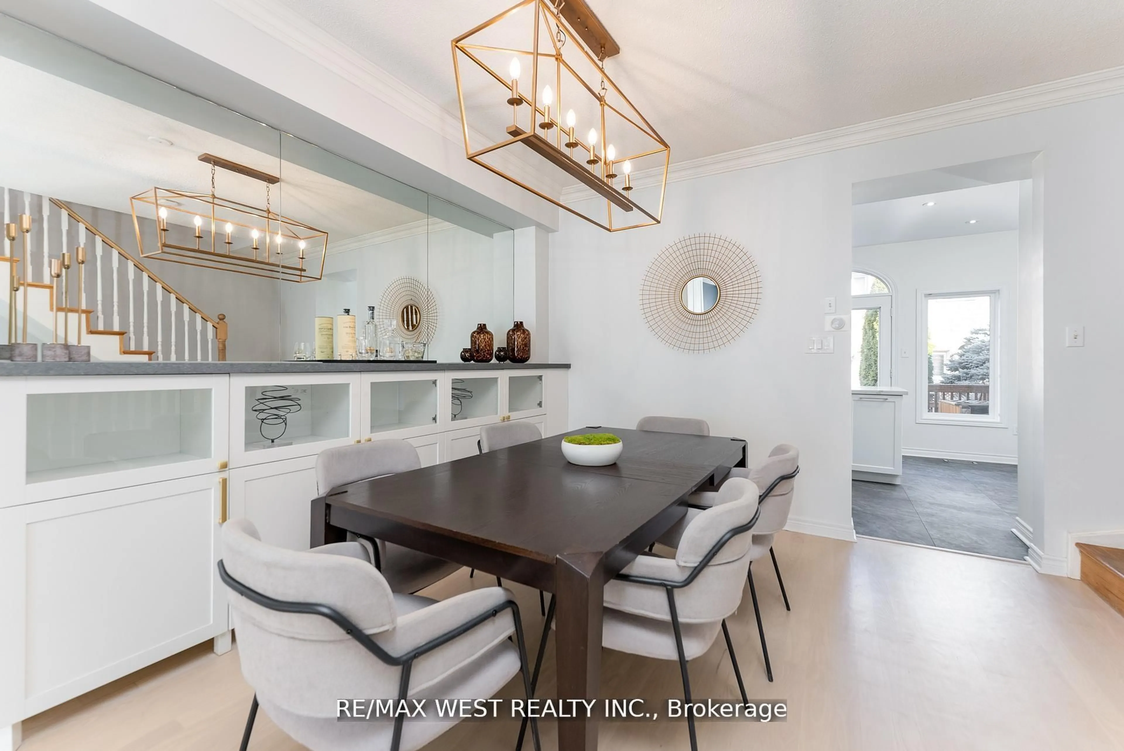 Open concept kitchen, ceramic/tile floor for 38-1 Mendota Rd, Toronto Ontario M8Y 1E8