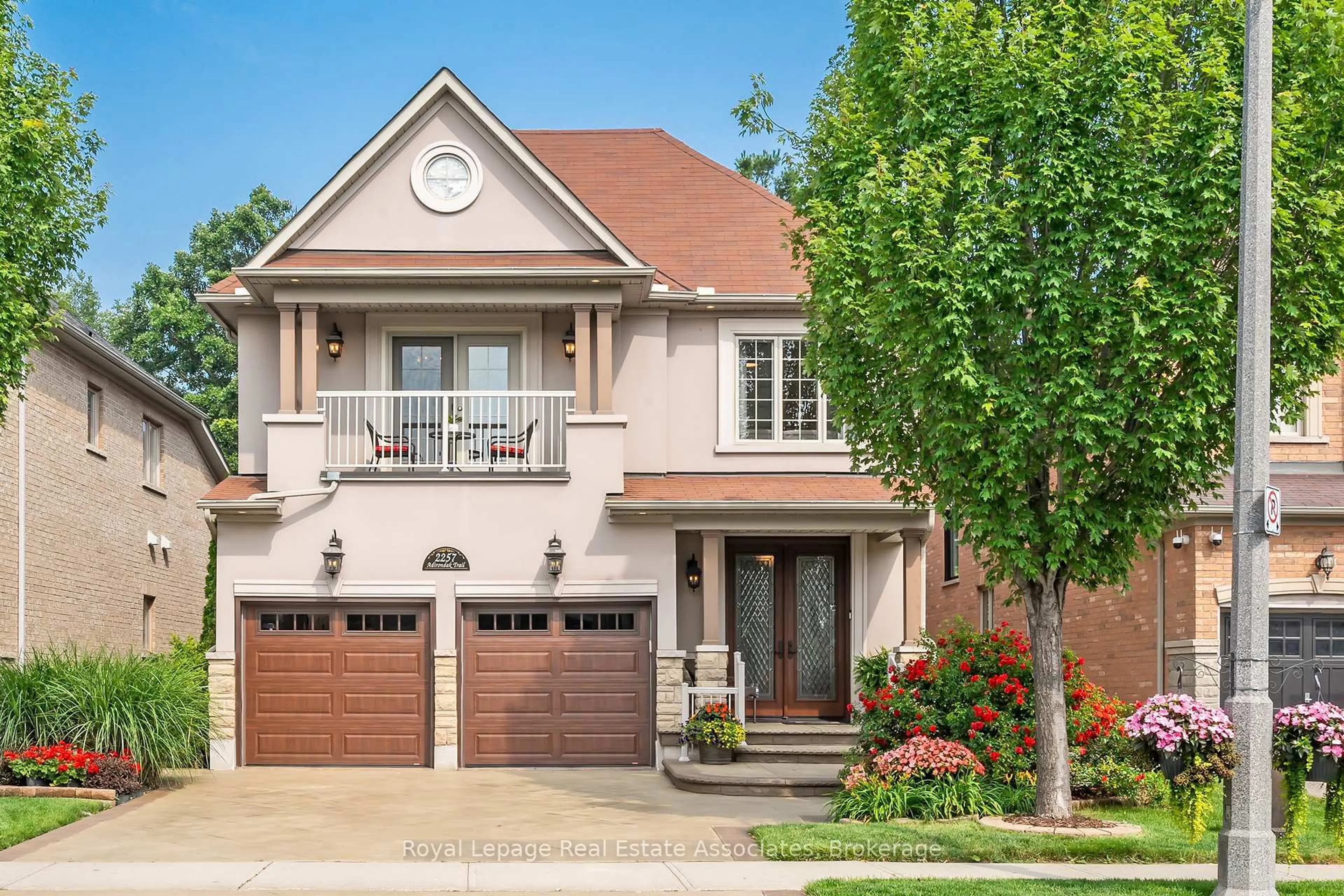 Home with brick exterior material, street for 2257 Adirondak Tr, Oakville Ontario L6M 4W4