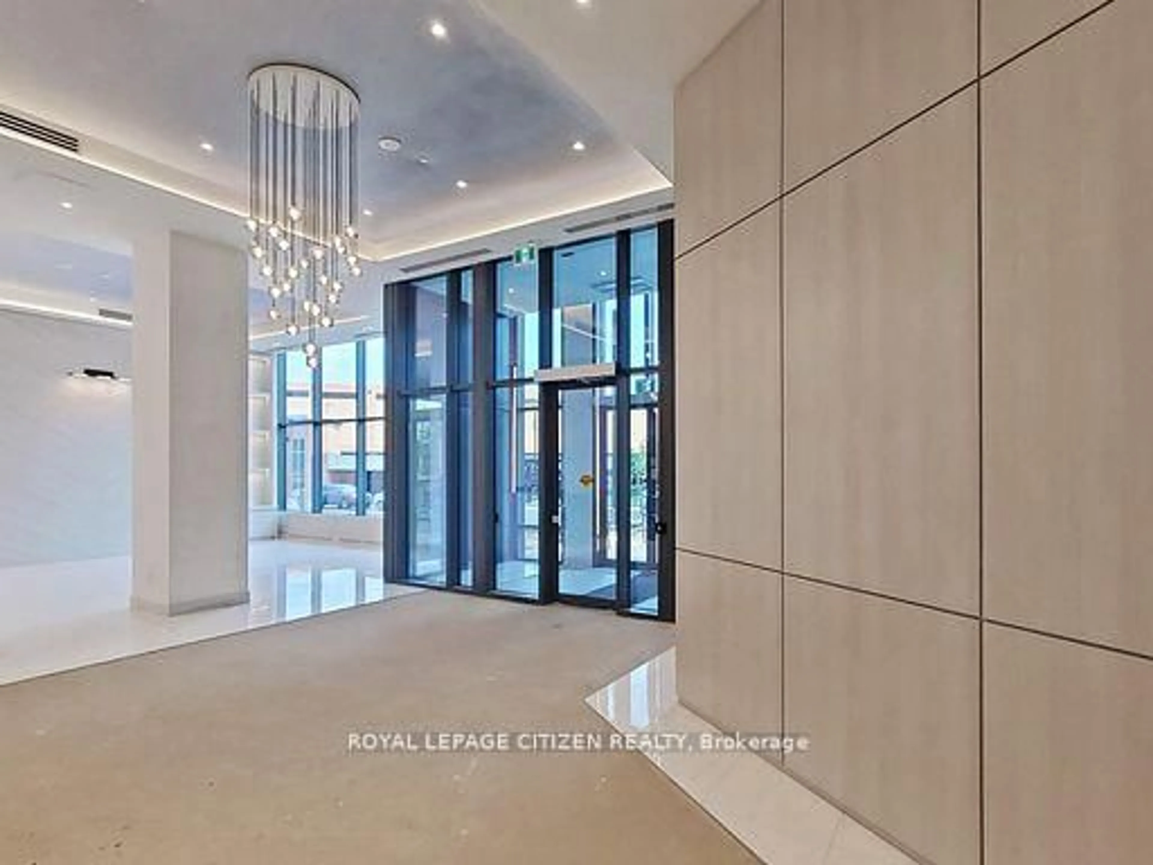 Indoor foyer for 1063 DOUGLAS MCCURDY COMM #1208, Mississauga Ontario L5G 0C5