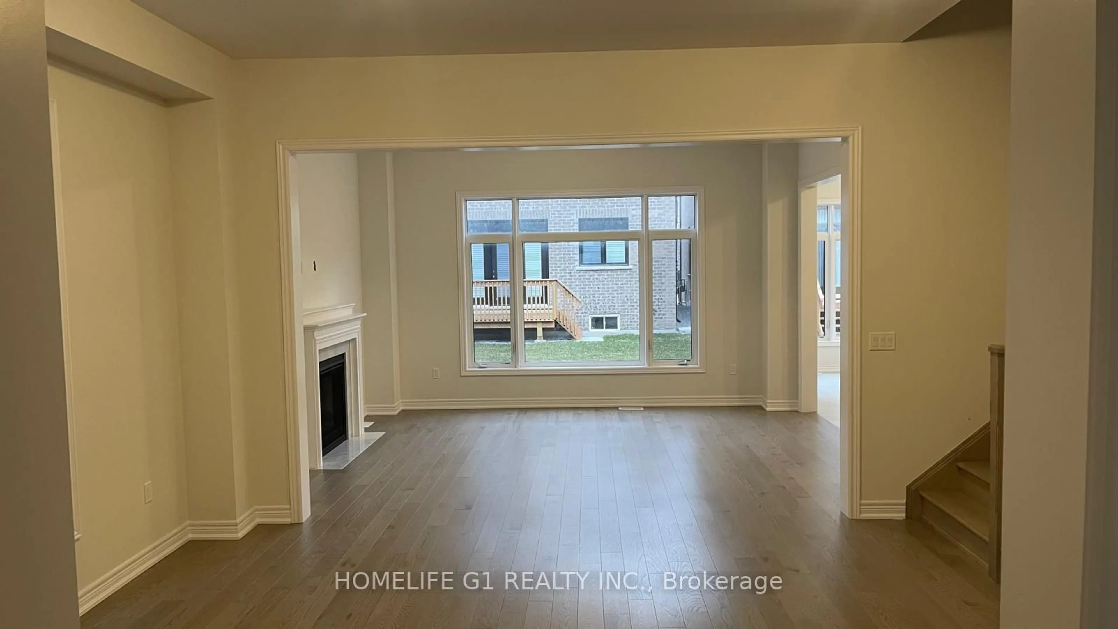 A pic of a room for 86 Carnegie Dr, Oakville Ontario L6H 0W1