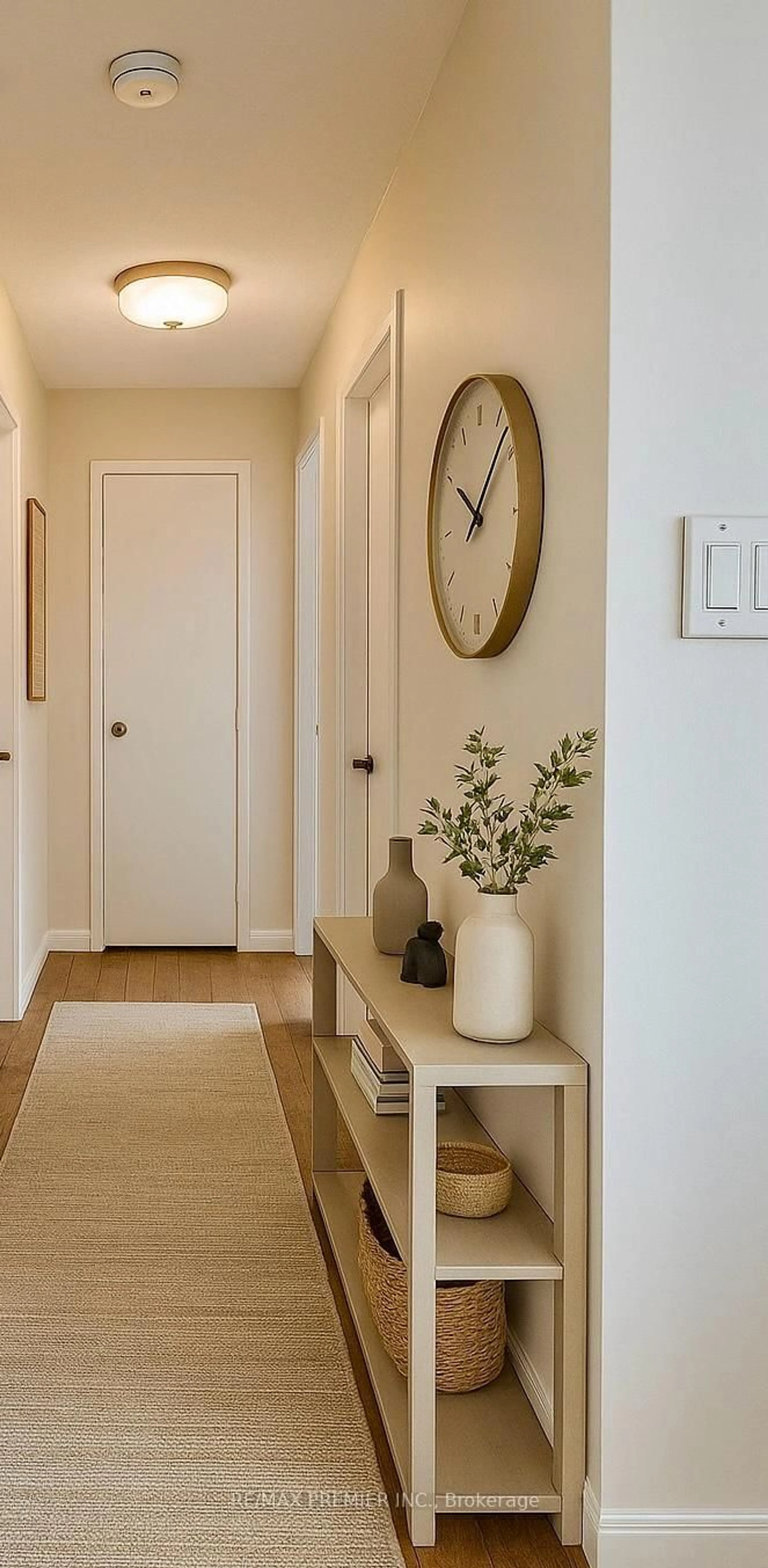 Indoor entryway for 475 The West Mall #1608, Toronto Ontario M9C 4Z3