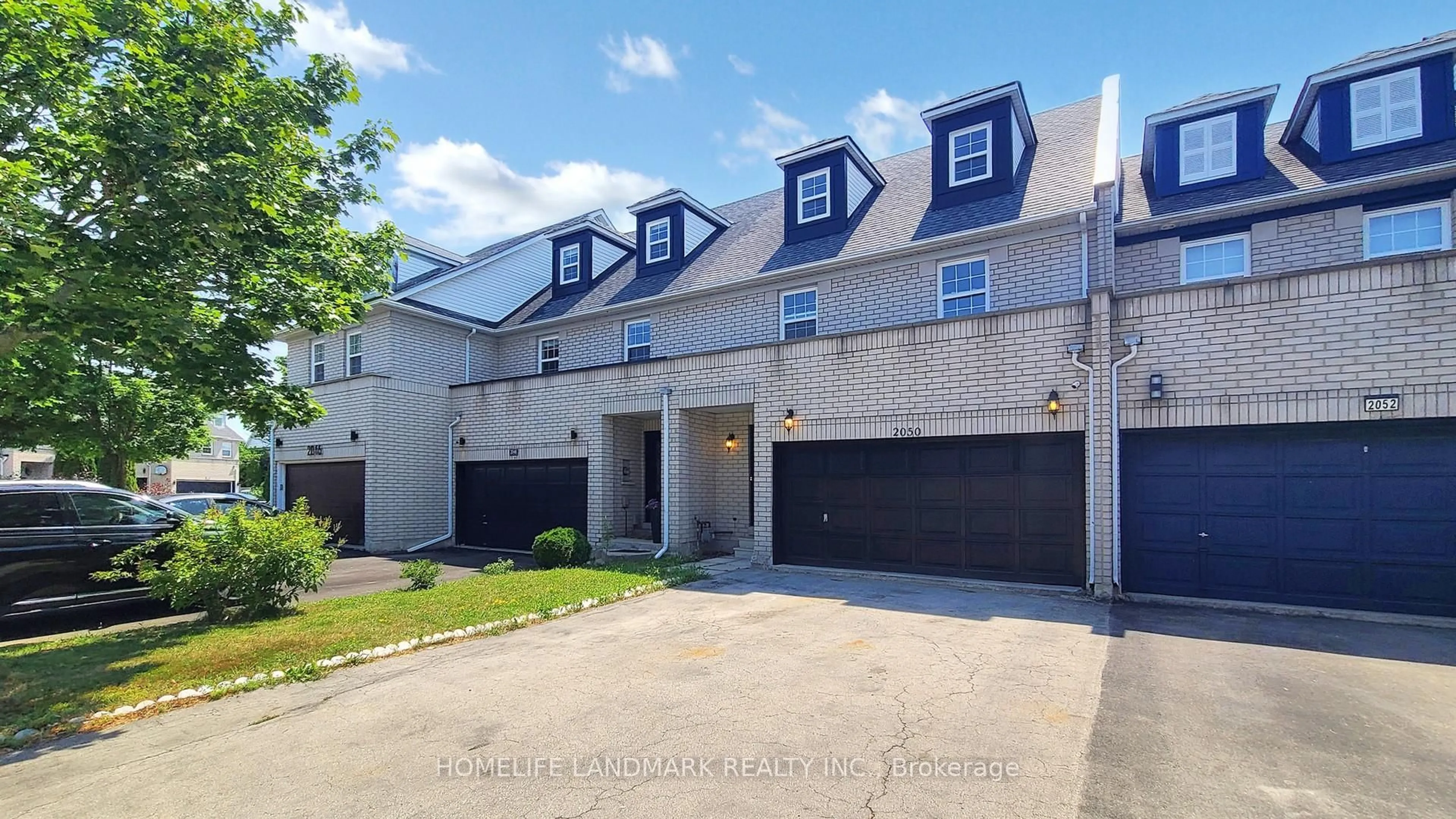 Unknown for 2050 WHITE DOVE Circ, Oakville Ontario L6M 3R7