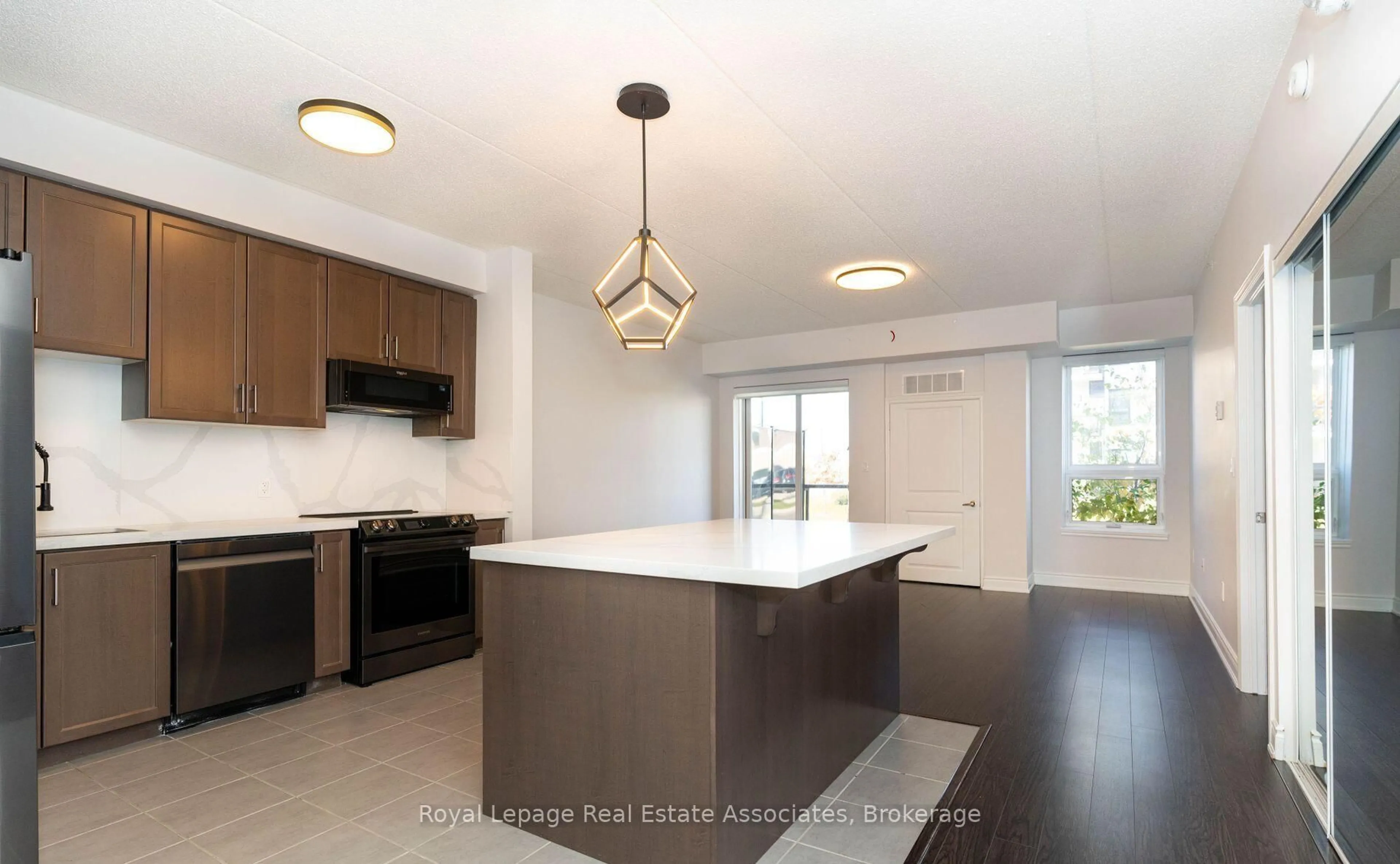 Open concept kitchen, unknown for 650 Sauve St #15, Milton Ontario L9T 9A5